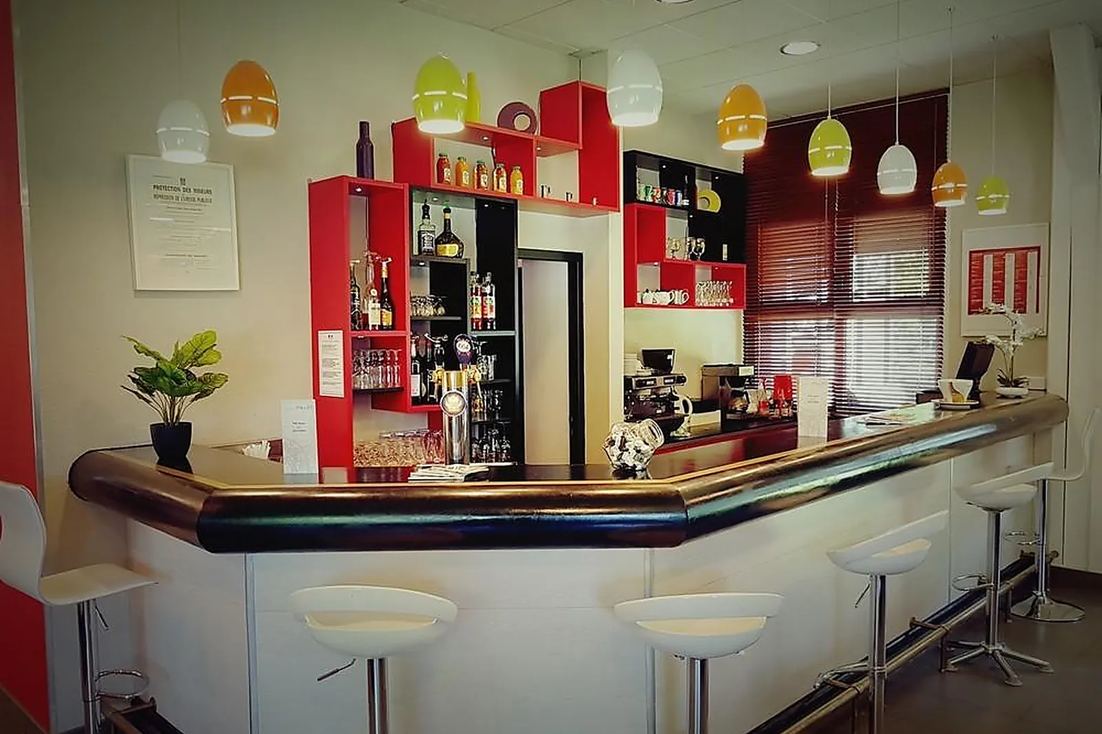 Lieux événementiels, BRIT HOTEL LYON DARDILLY