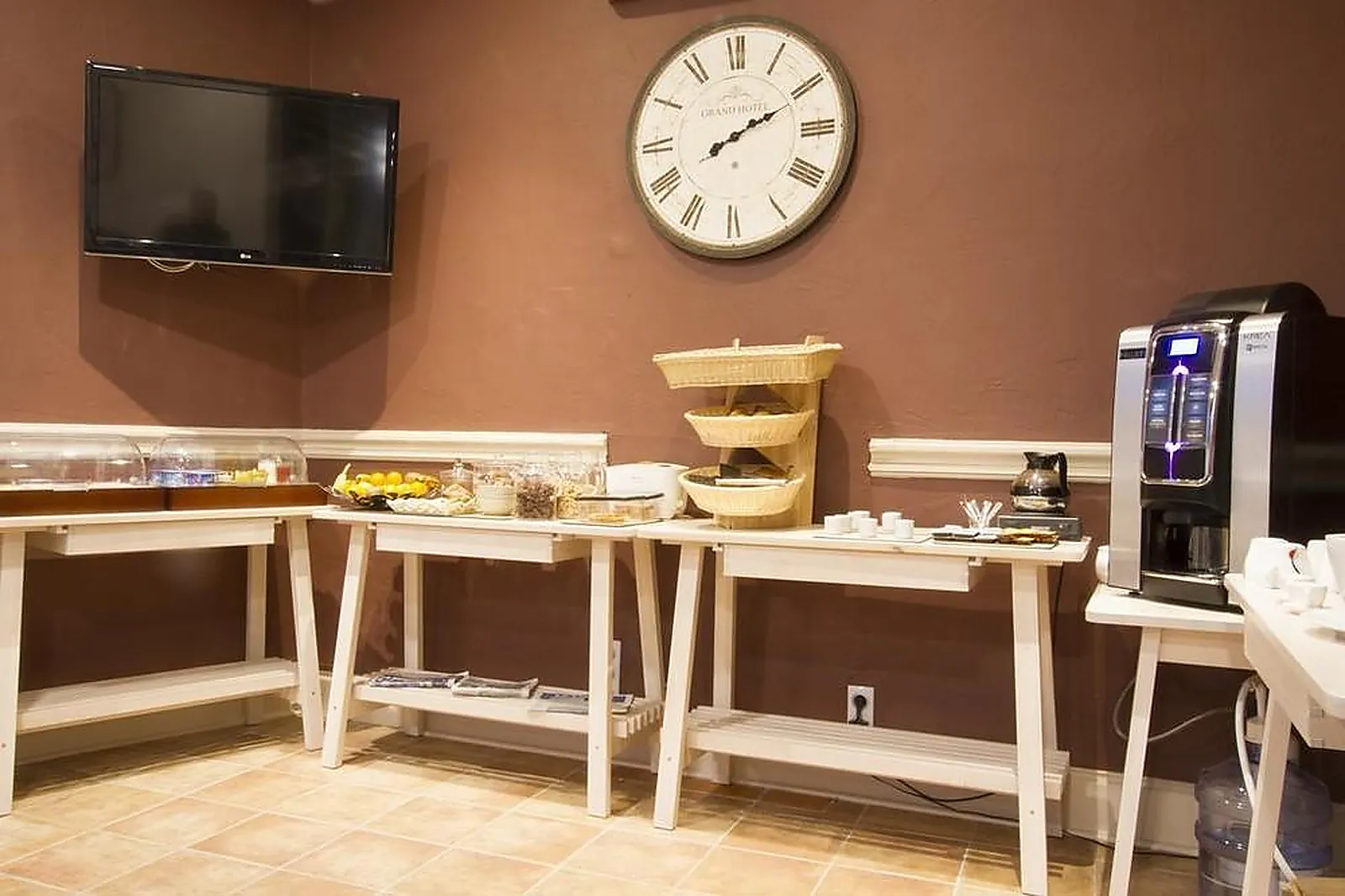 Lieux événementiels, BRIT HOTEL ROANNE - LE GRAND HÔTEL