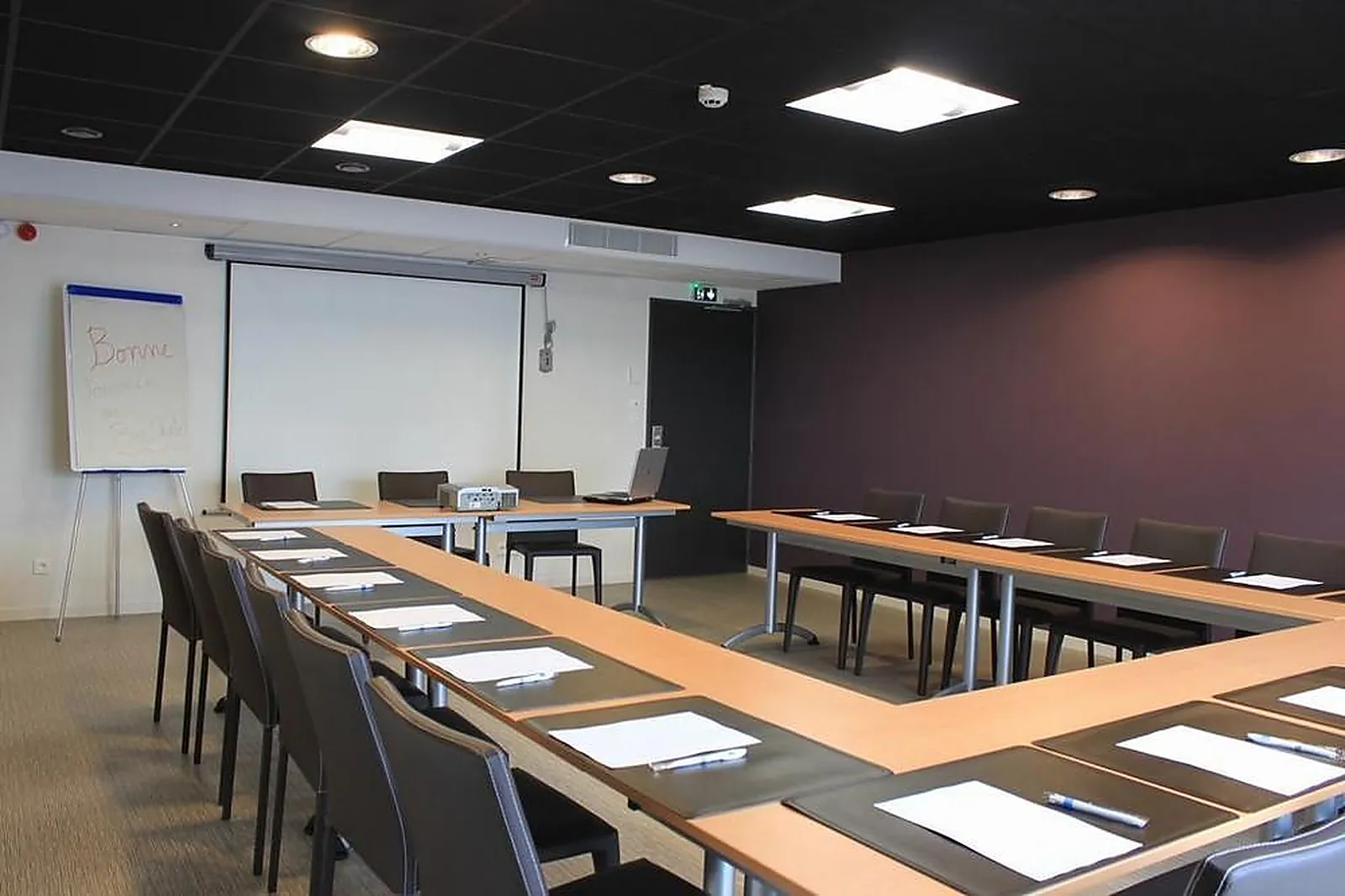 Lieux événementiels, BRIT HOTEL SAINT-LÔ