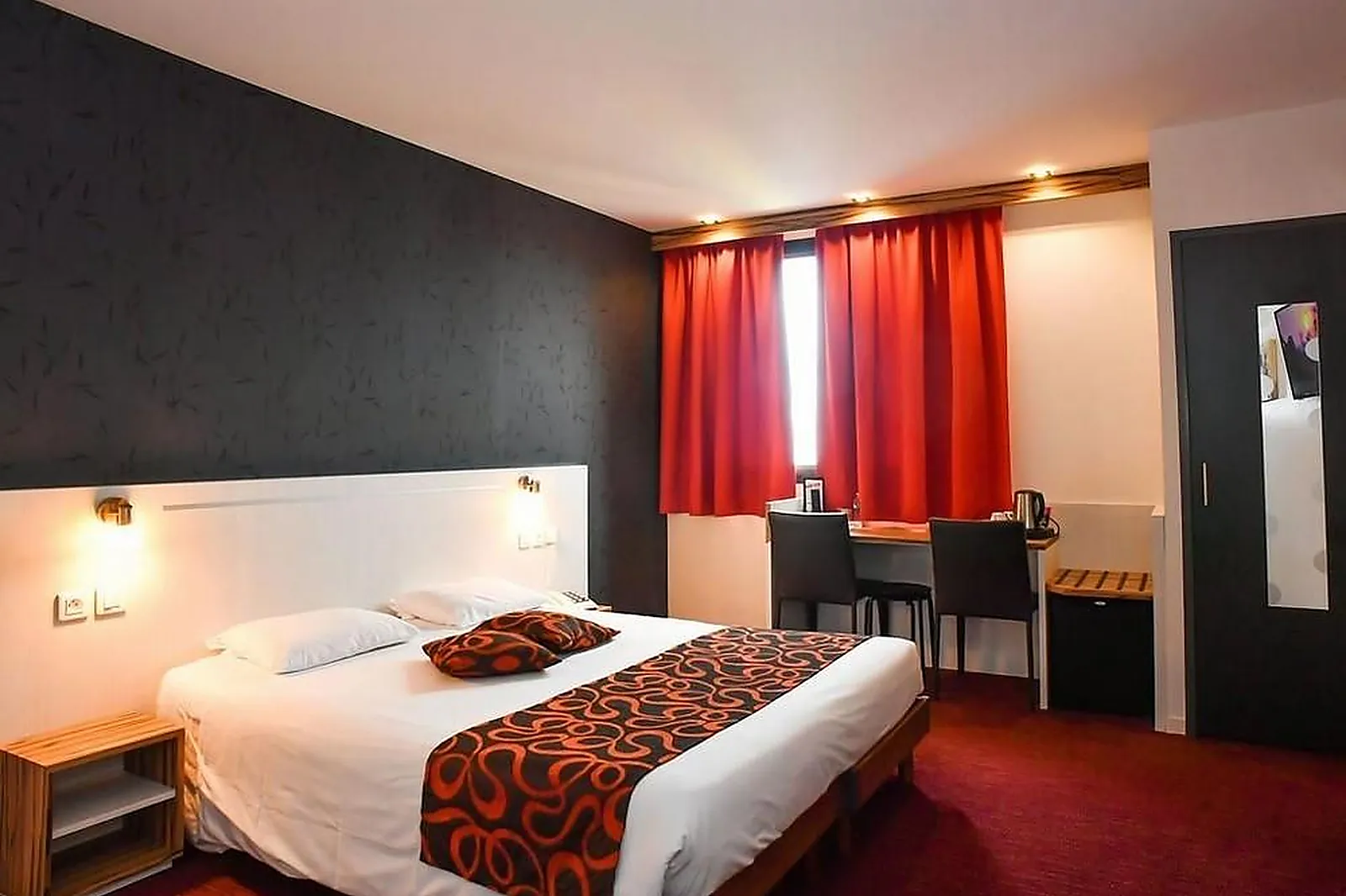 Lieux événementiels, BRIT HOTEL SAINT-LÔ