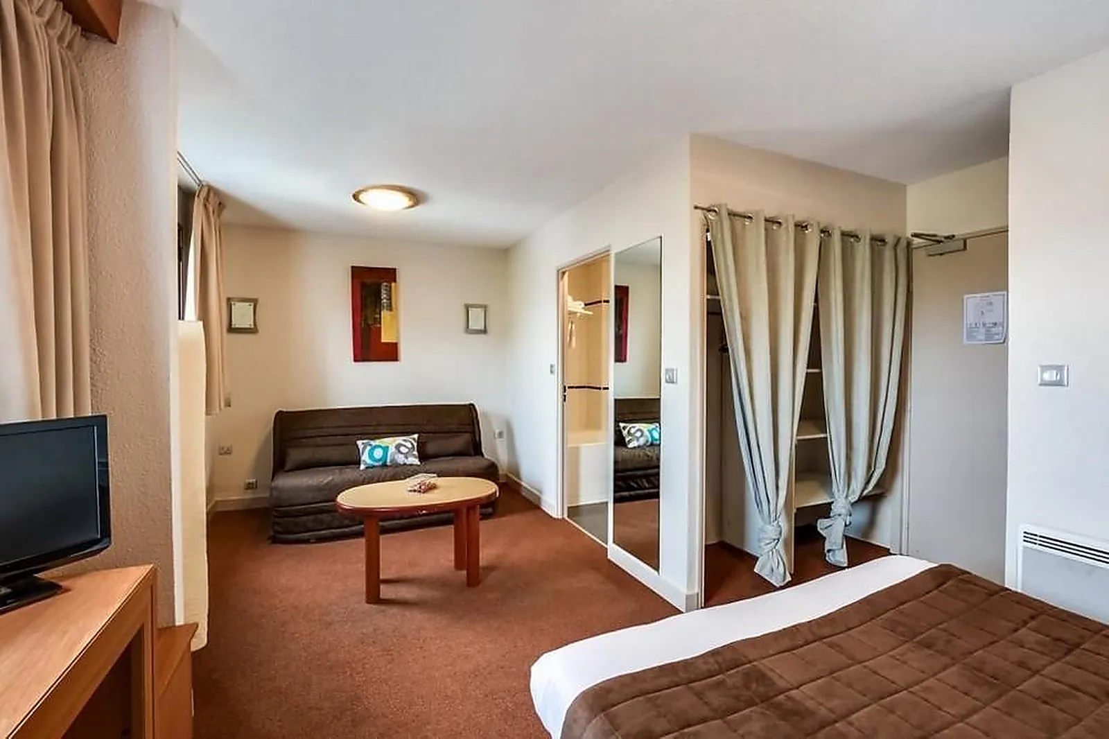 Lieux événementiels, BRIT HOTEL SAINT-NAZAIRE CENTRE GARE