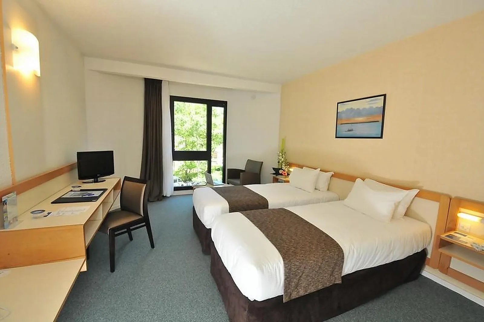 Lieux événementiels, BRIT HÔTEL DU LAC DAX