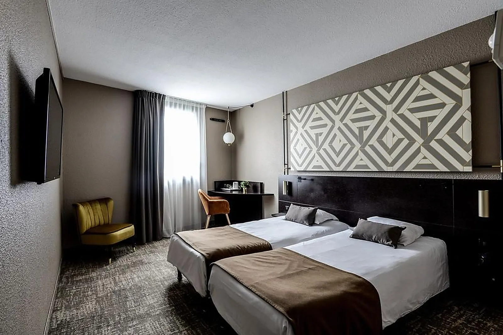 Lieux événementiels, BRIT HÔTEL DU STADE