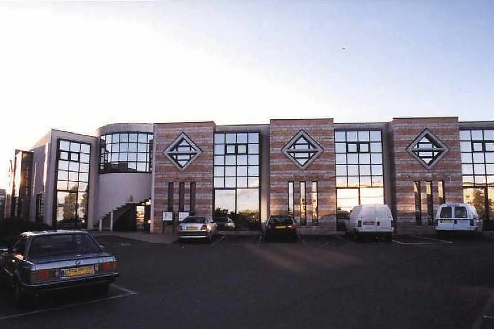 Lieux événementiels, BUREAUX SERVICES LE MANS