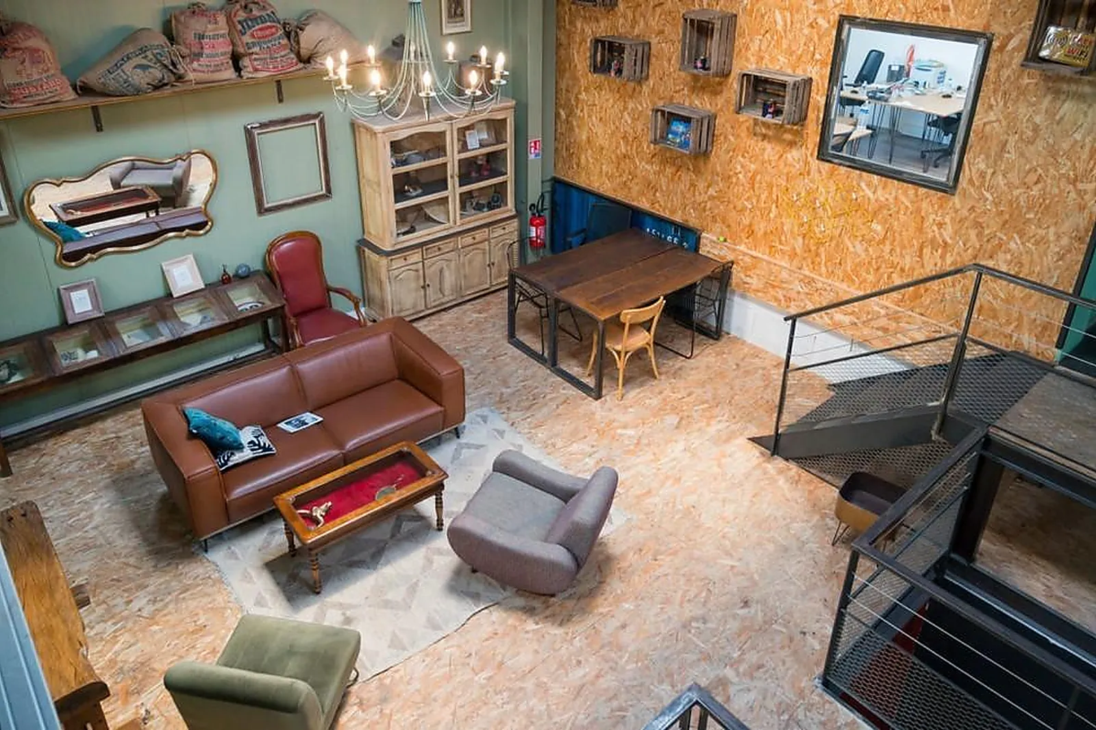 Lieux événementiels, BUREAUX AND CO