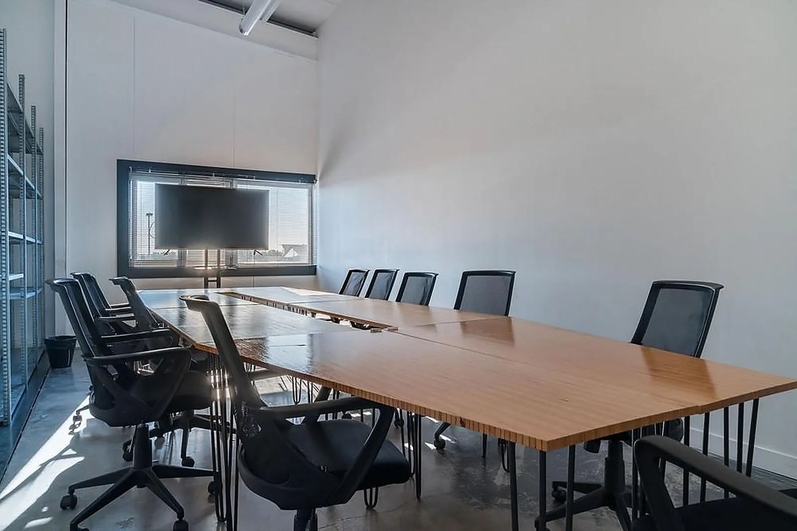 Lieux événementiels, BUREAUX AND CO