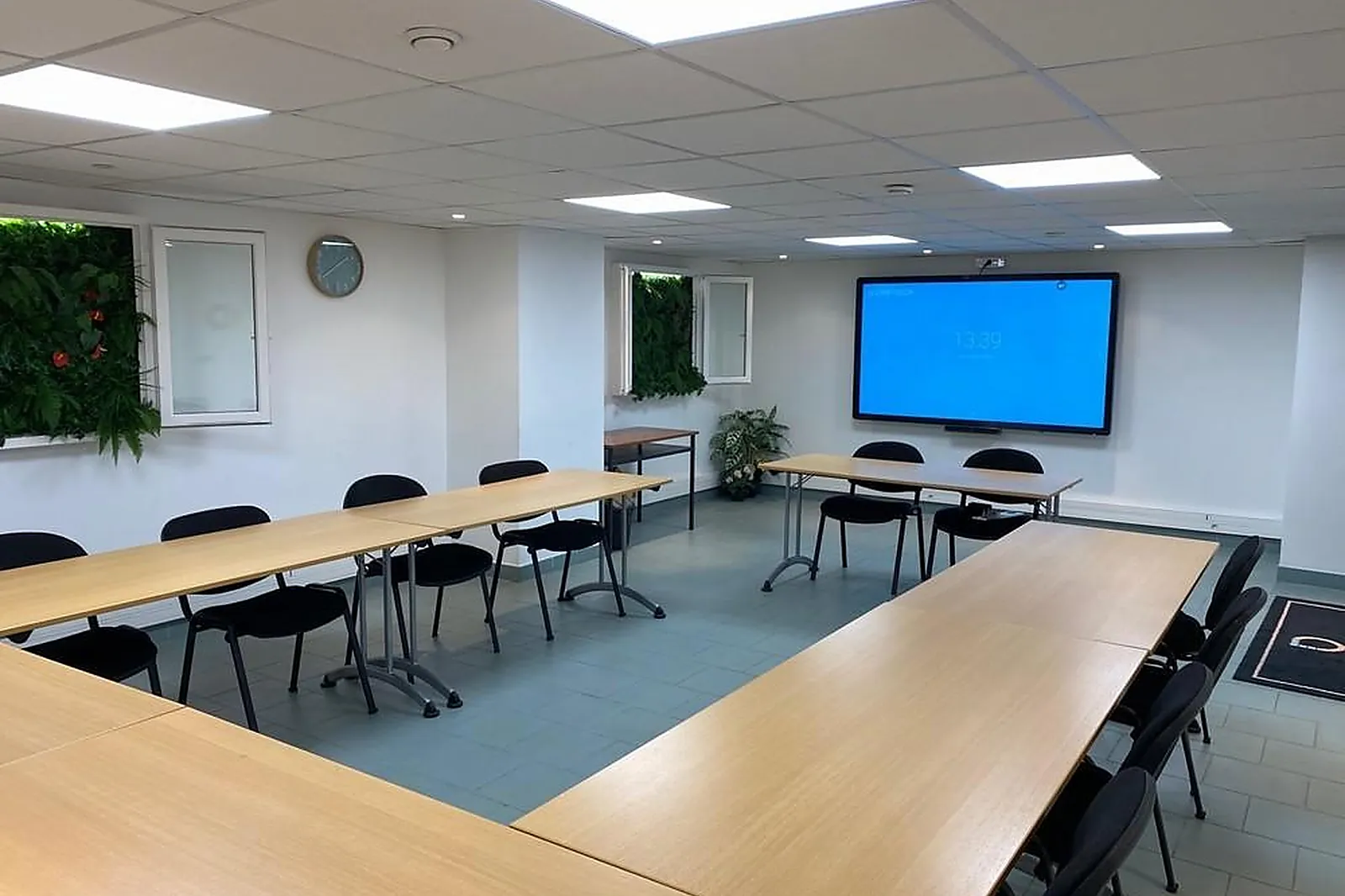 Lieux événementiels, BURO'FACIL