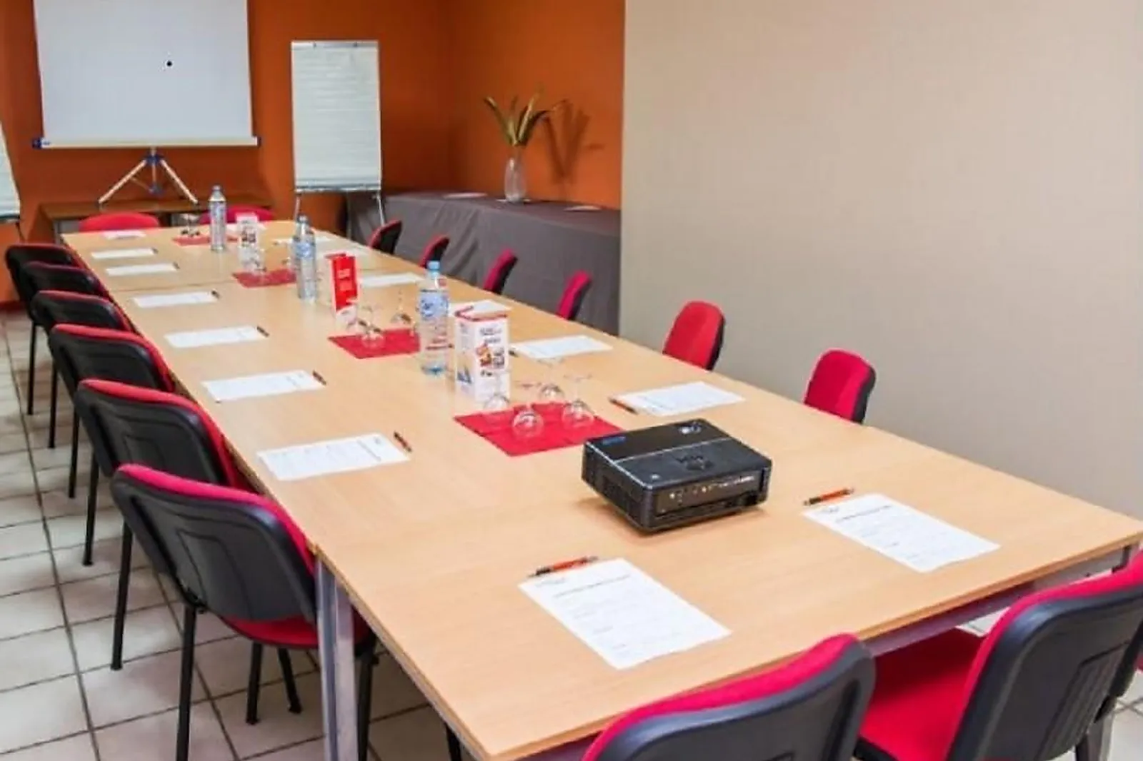 Lieux événementiels, BURO CLUB BAIE MAHAULT