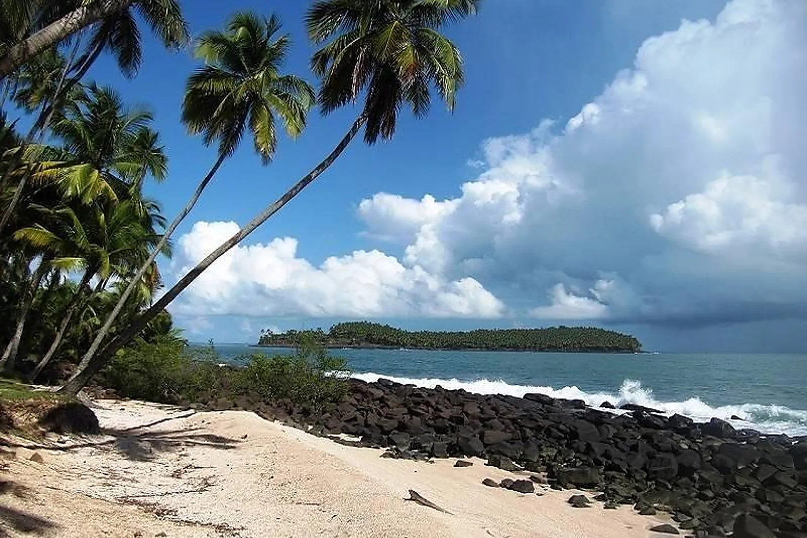 Lieux événementiels, BURO CLUB GUYANE