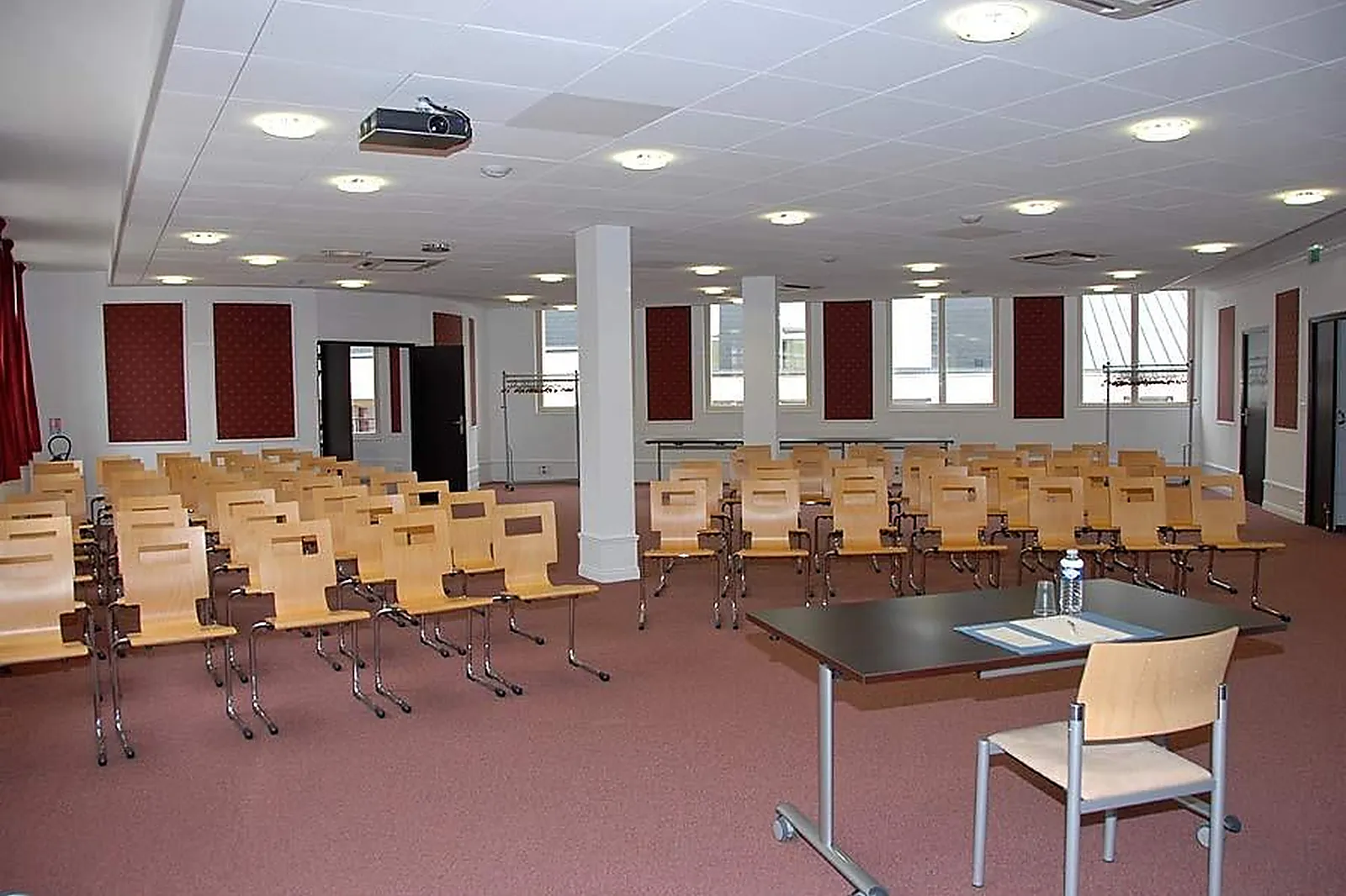 Lieux événementiels, BURO CLUB LE MANS