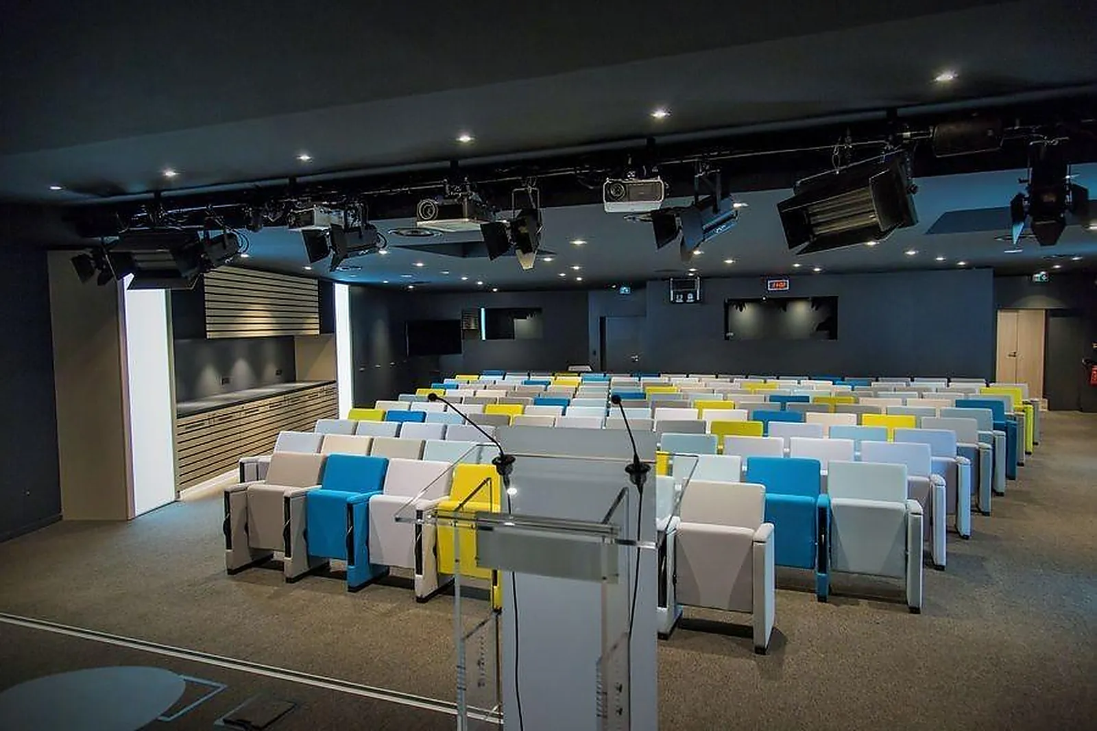 Lieux événementiels, BUSINESS CENTER PARIS TROCADERO