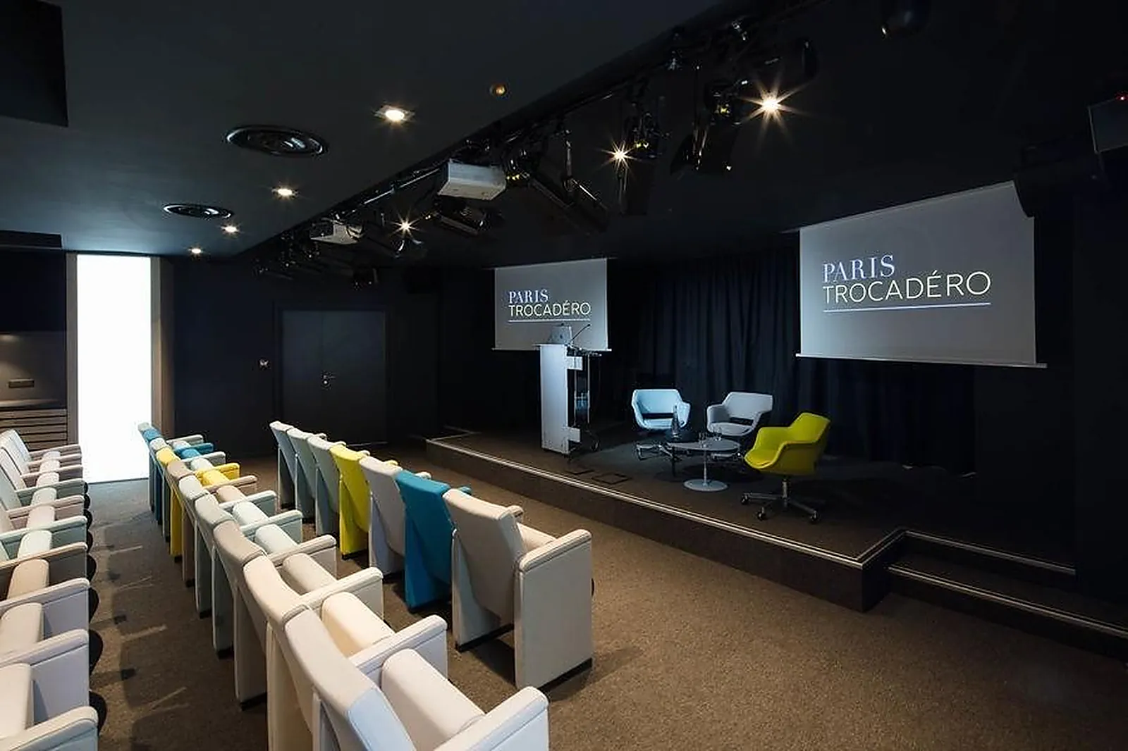 Lieux événementiels, BUSINESS CENTER PARIS TROCADERO