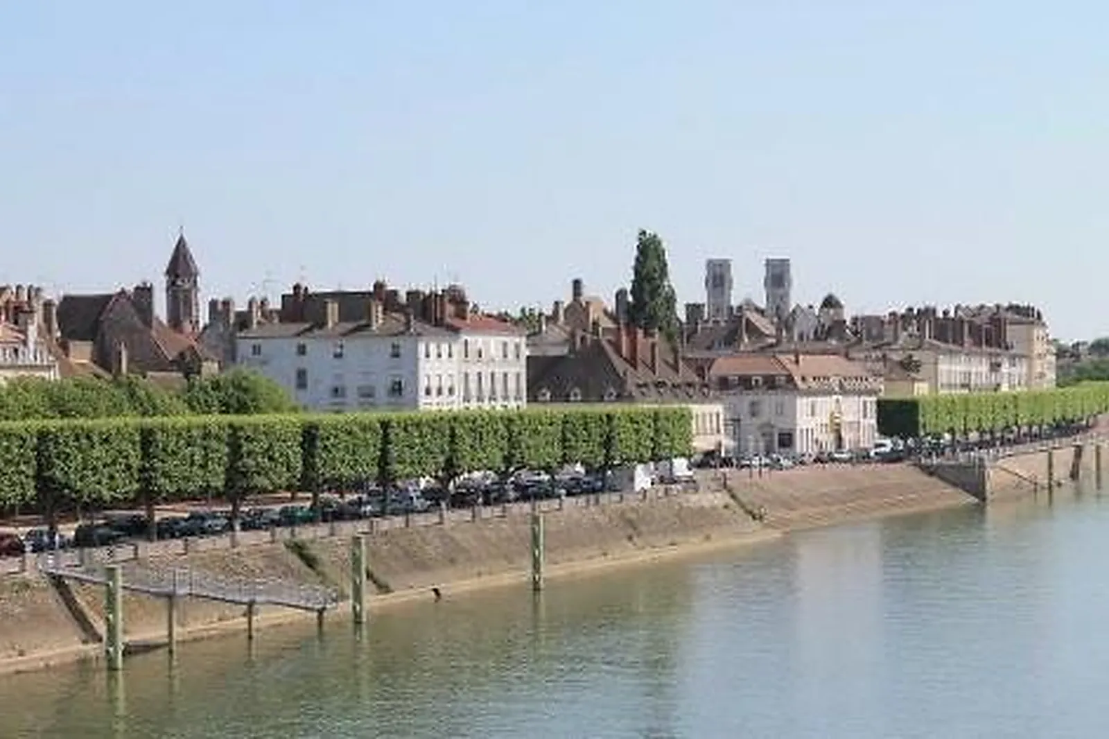 Lieux événementiels, BUSINESS POLE AND CO