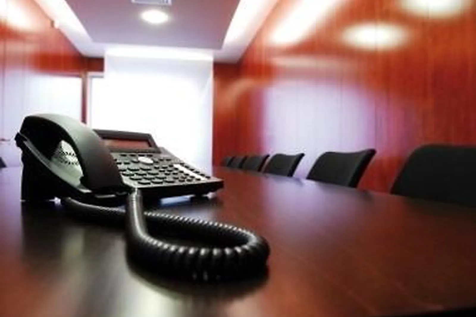 Lieux événementiels, BUSINESS POLE AND CO