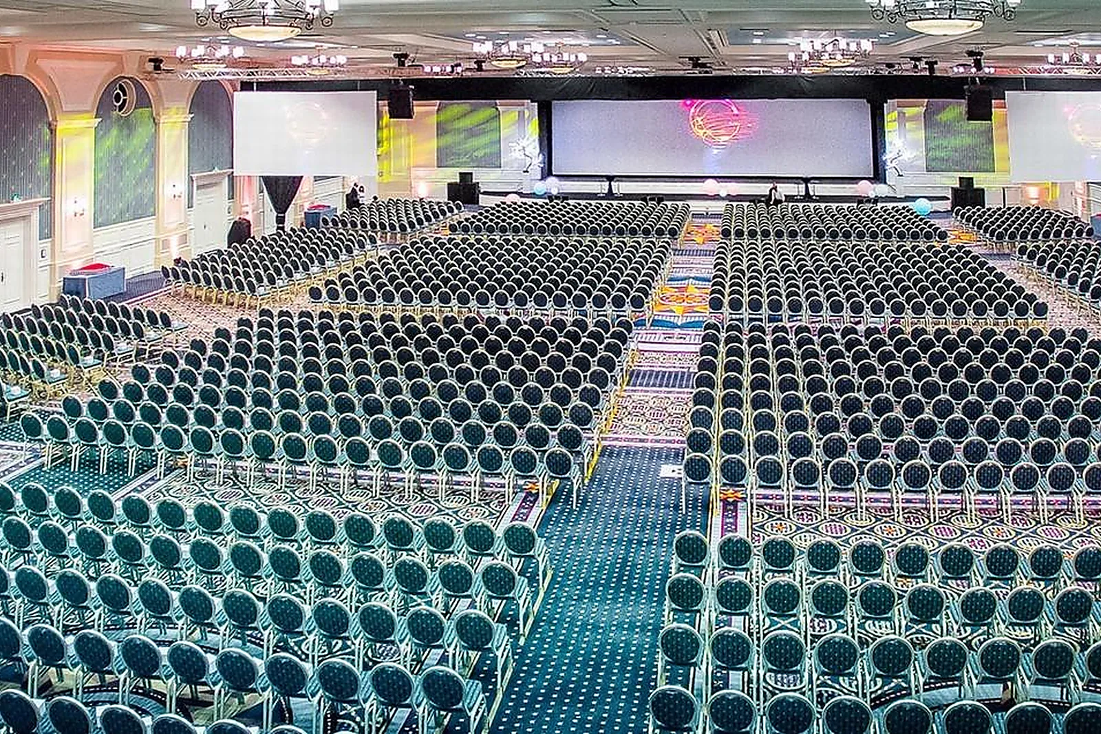 Lieux événementiels, BUSINESS SOLUTIONS - EURO DISNEY ASSOCIES SAS