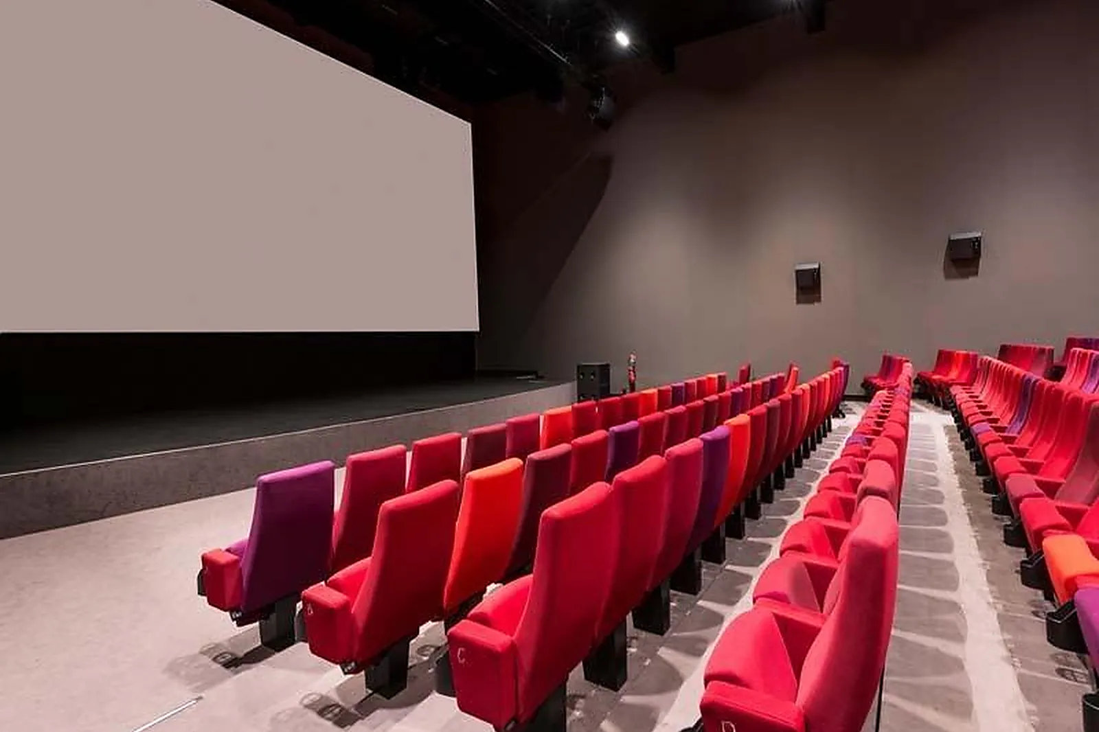 Lieux événementiels, CGR MOULINS