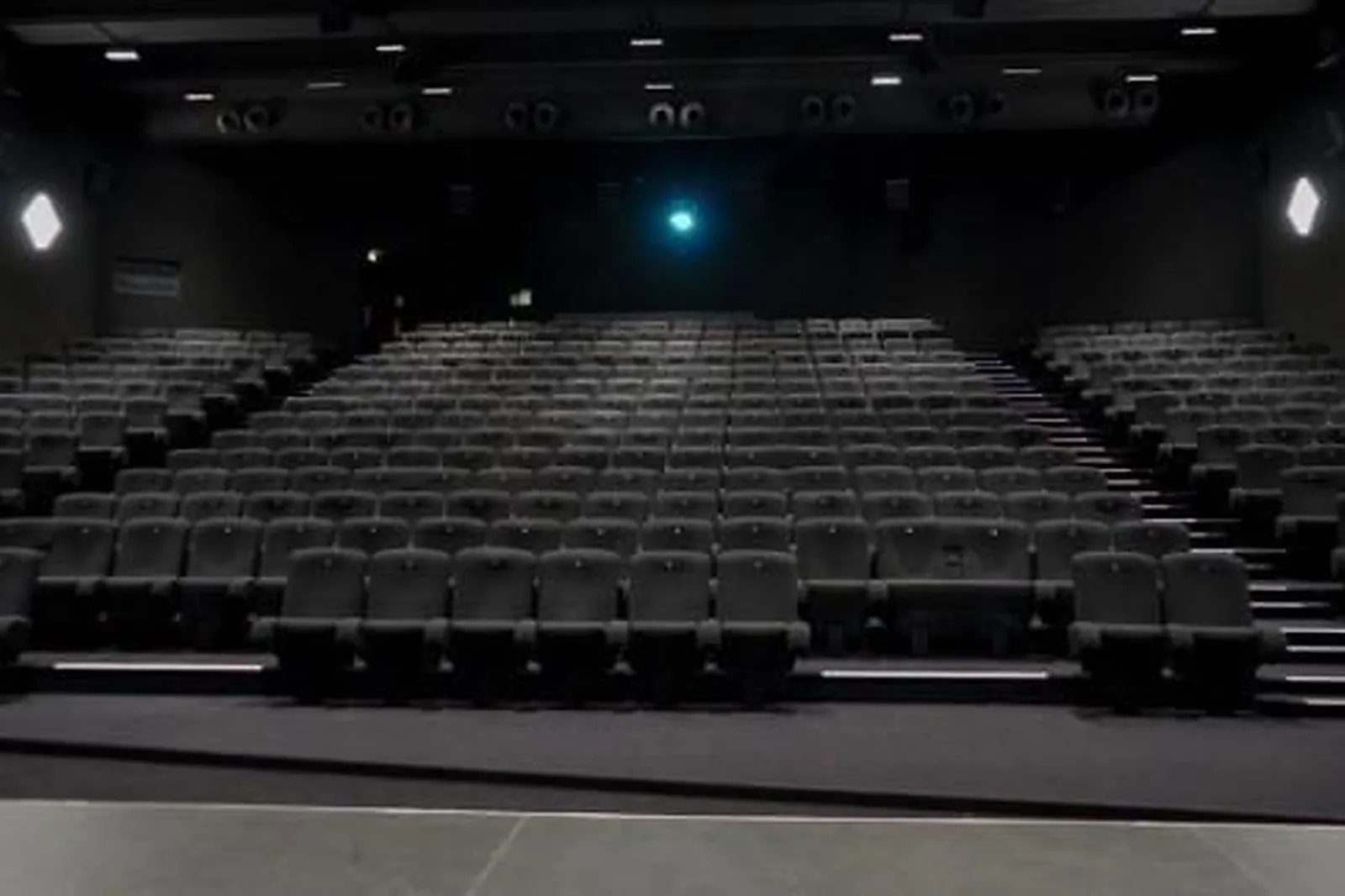 Lieux événementiels, CGR NÎMES