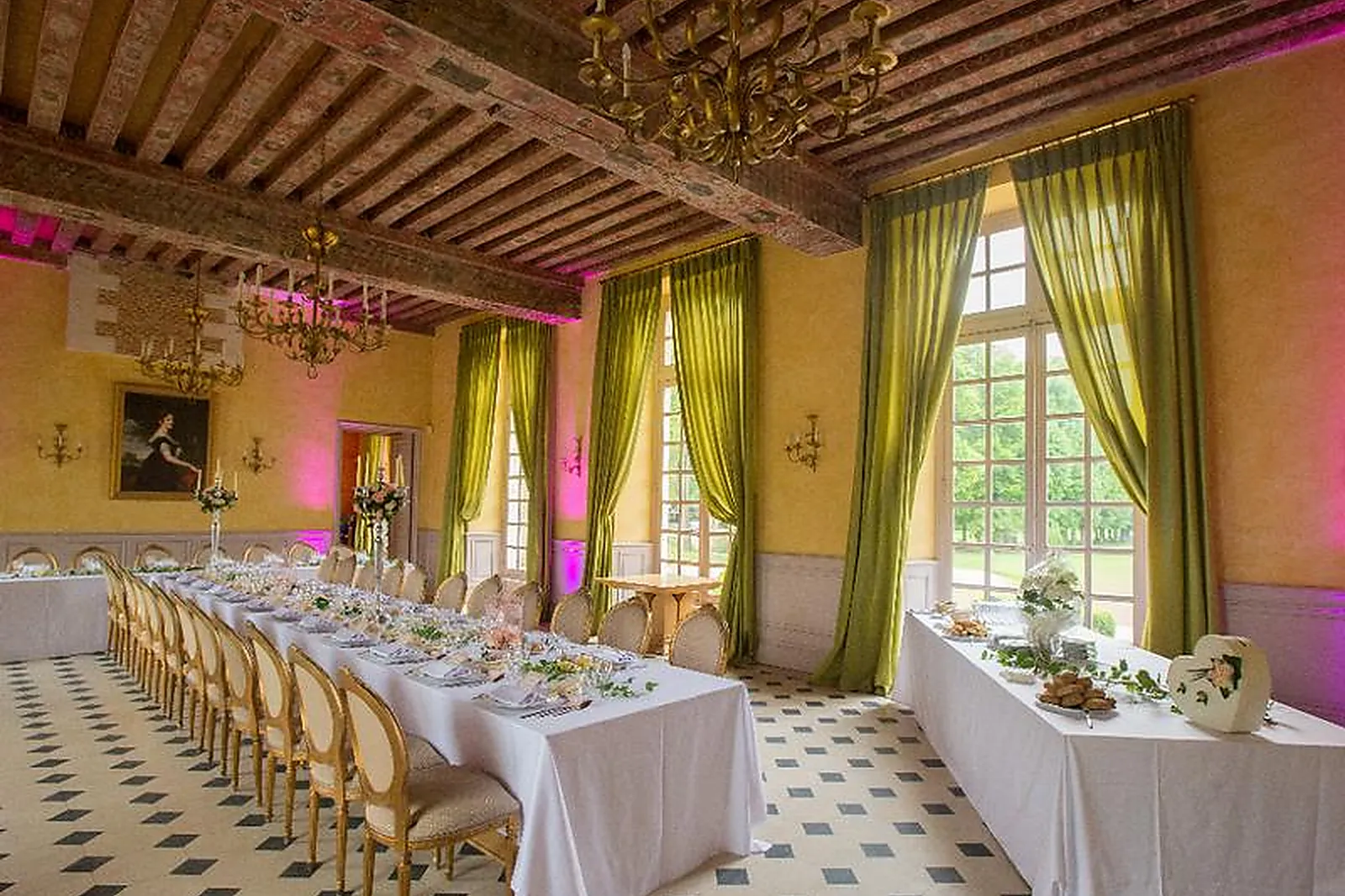 Lieux événementiels, CABANES DES GRANDS CHÊNES