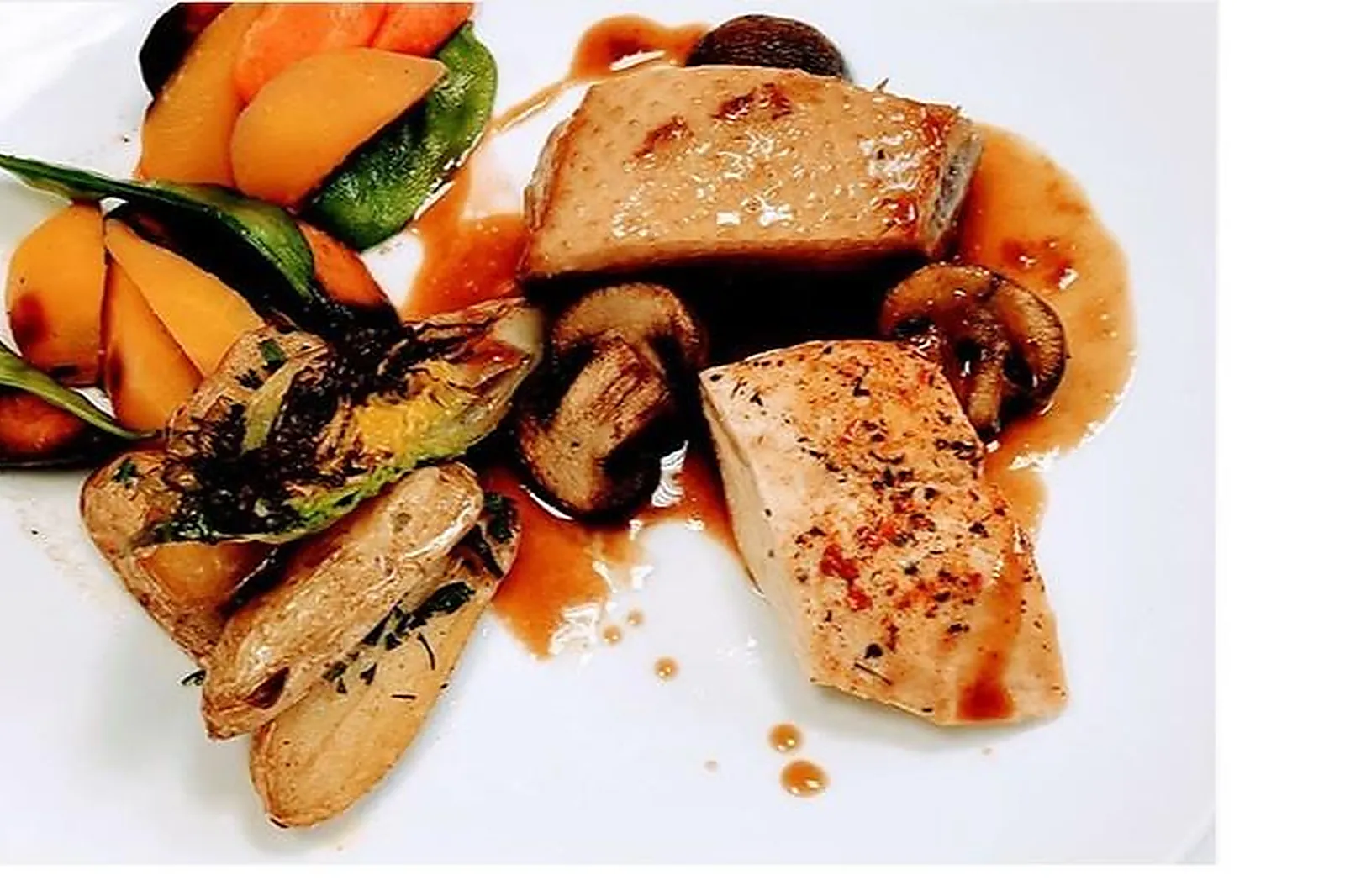 Lieux événementiels, CABARET MOUSTACHE