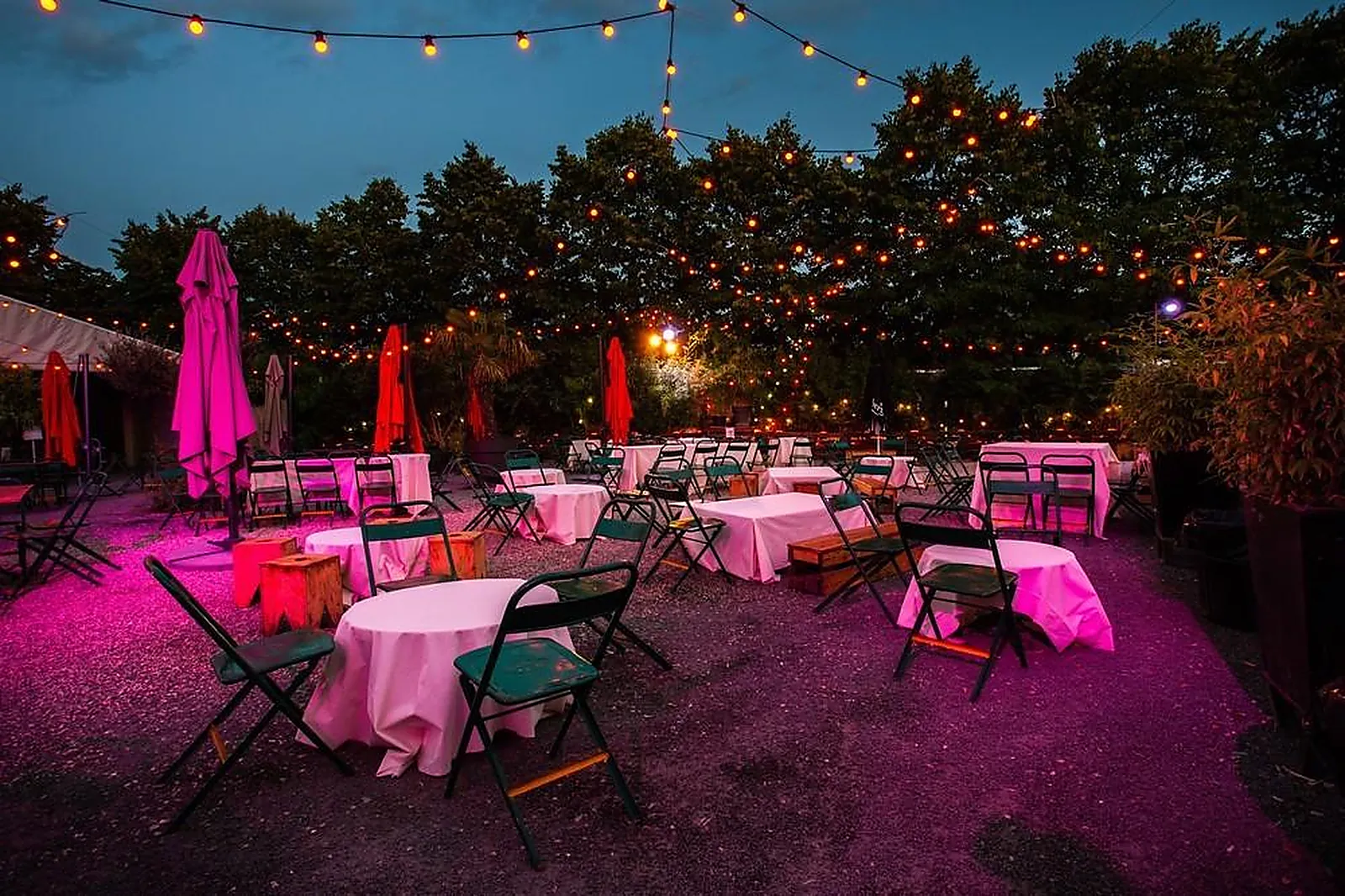 Lieux événementiels, CABARET SAUVAGE