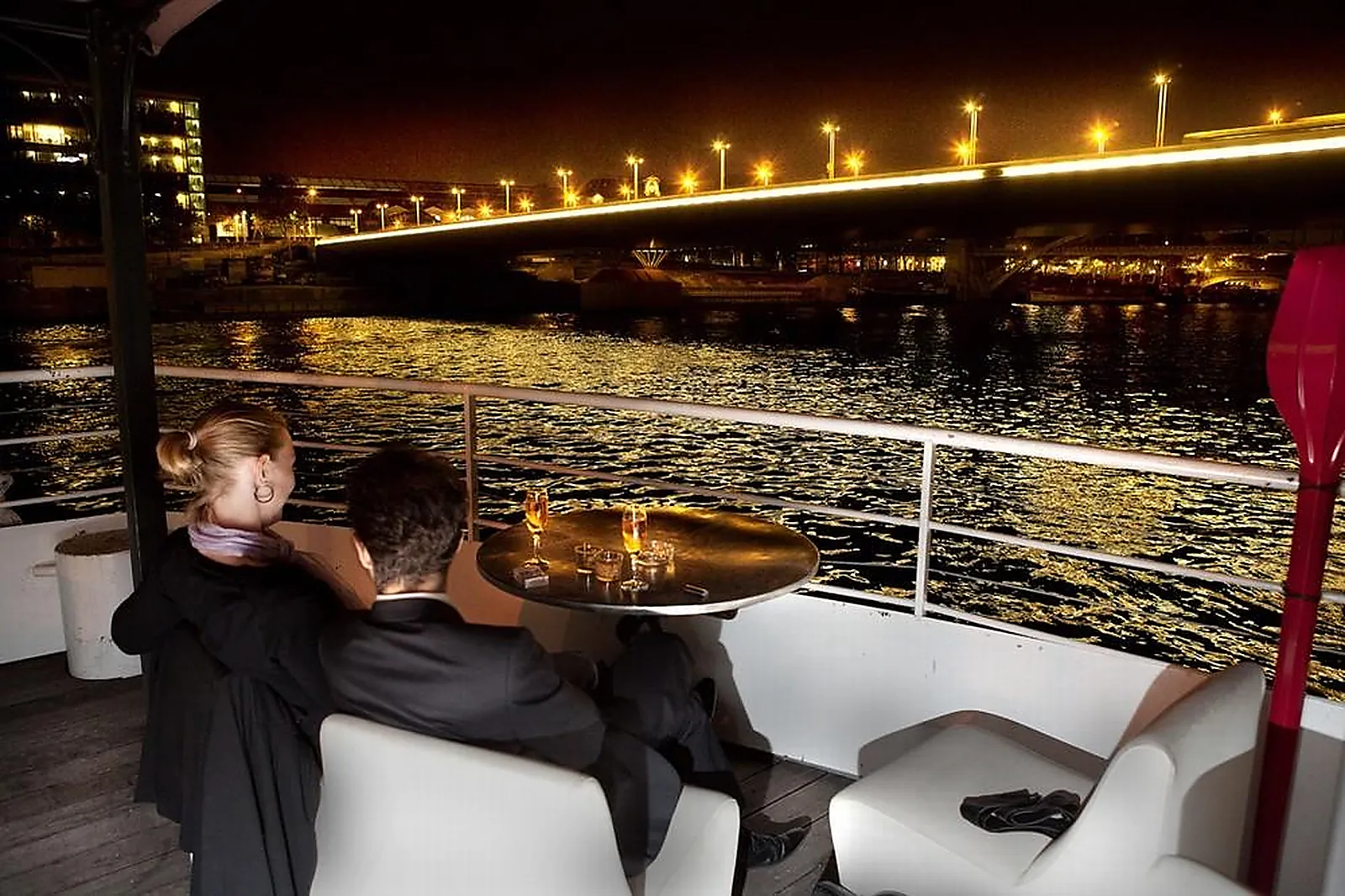 Lieux événementiels, CAFE BARGE