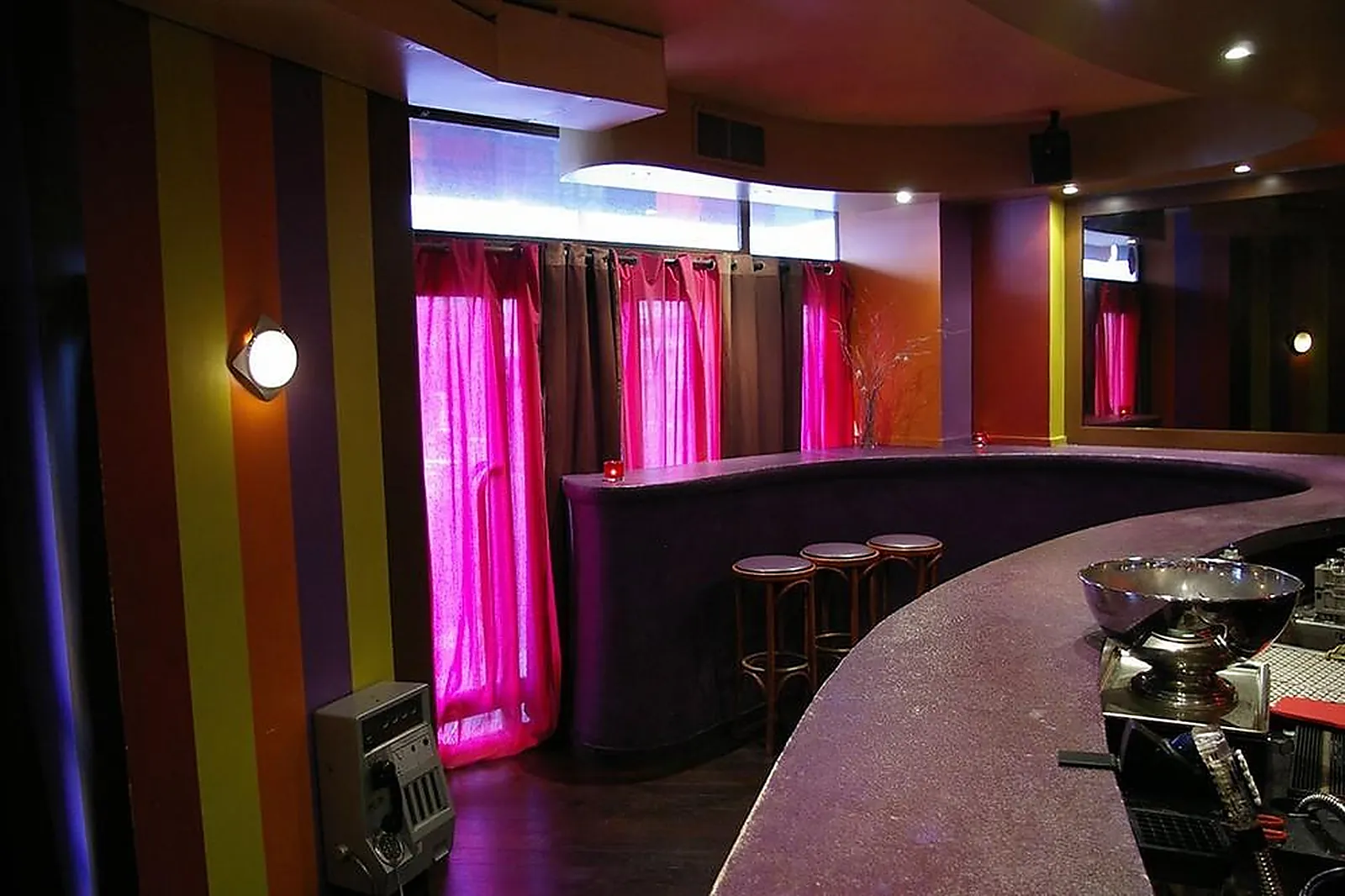 Lieux événementiels, CAFÉ BONBON