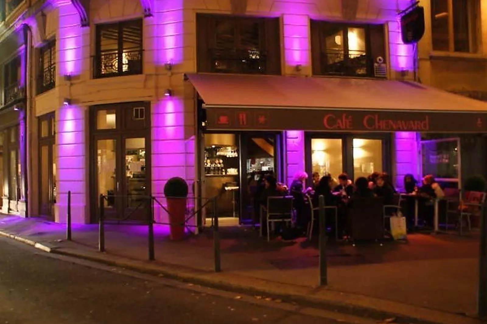 Lieux événementiels, CAFÉ CHENAVARD