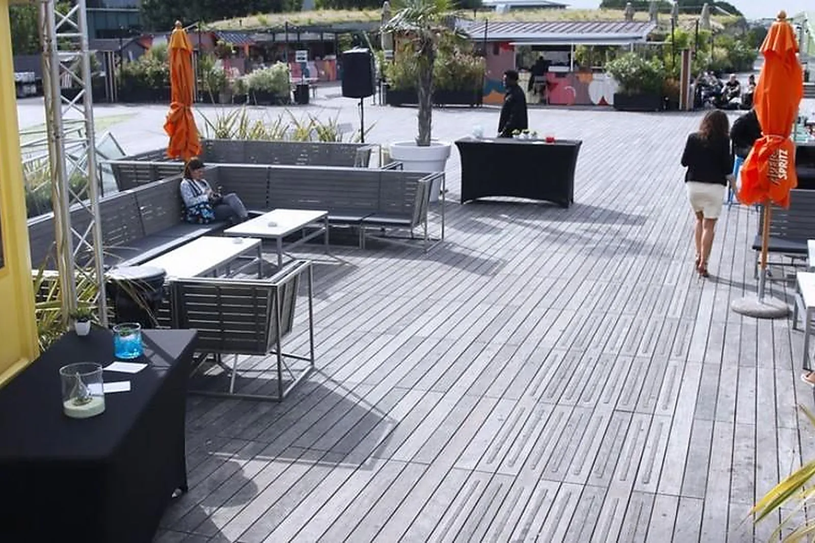 Lieux événementiels, CAFÉ OZ ROOFTOP