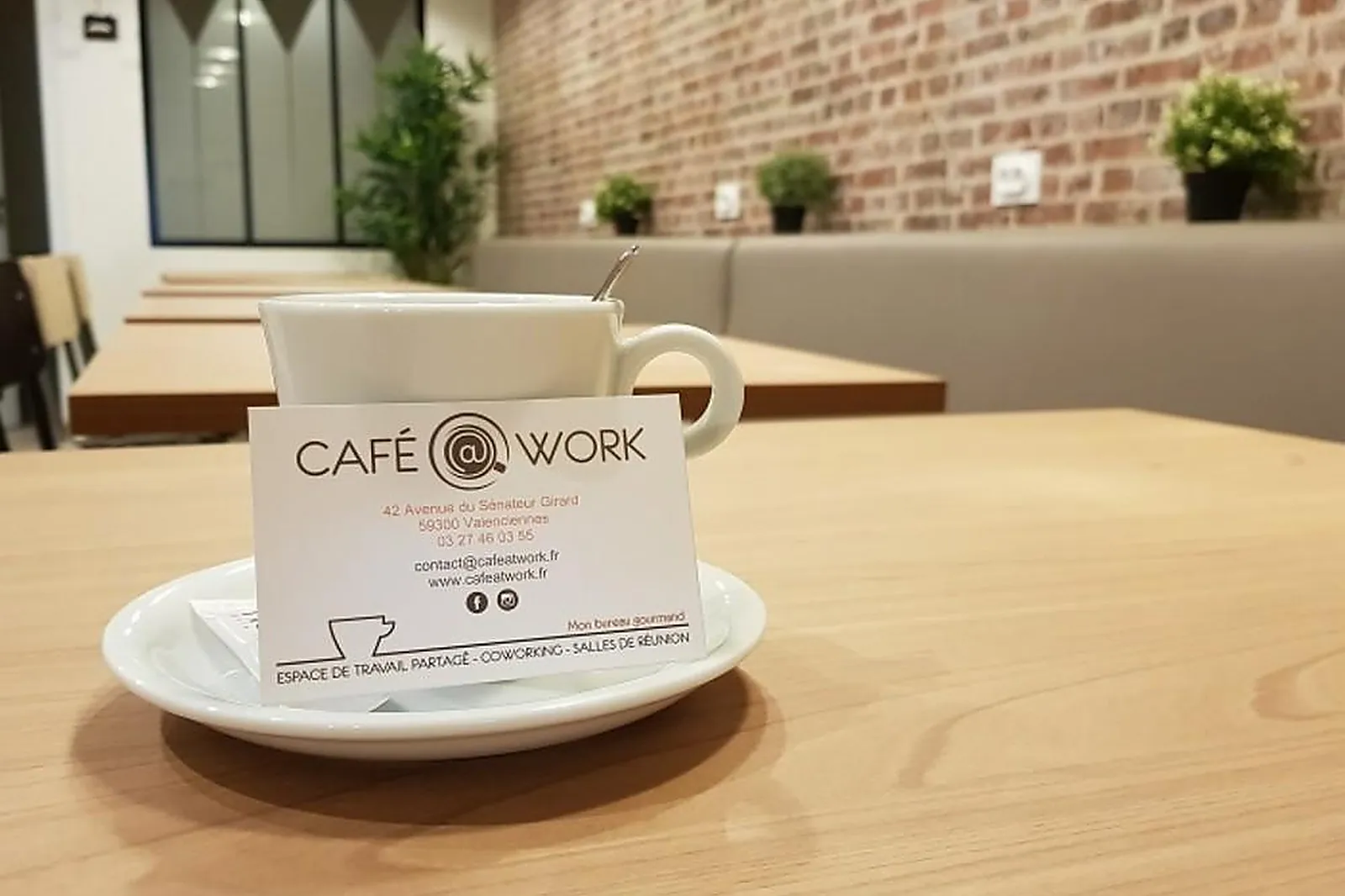 Lieux événementiels, CAFÉ AT WORK