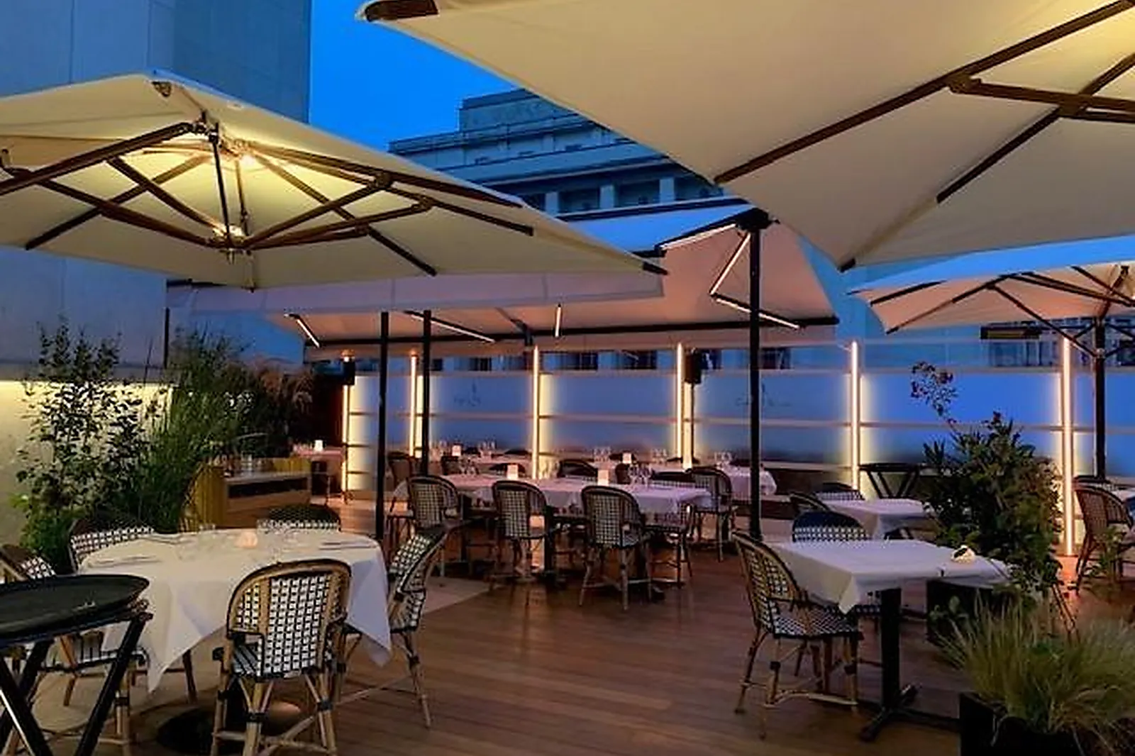 Lieux événementiels, CAFÉ DE L’HOMME