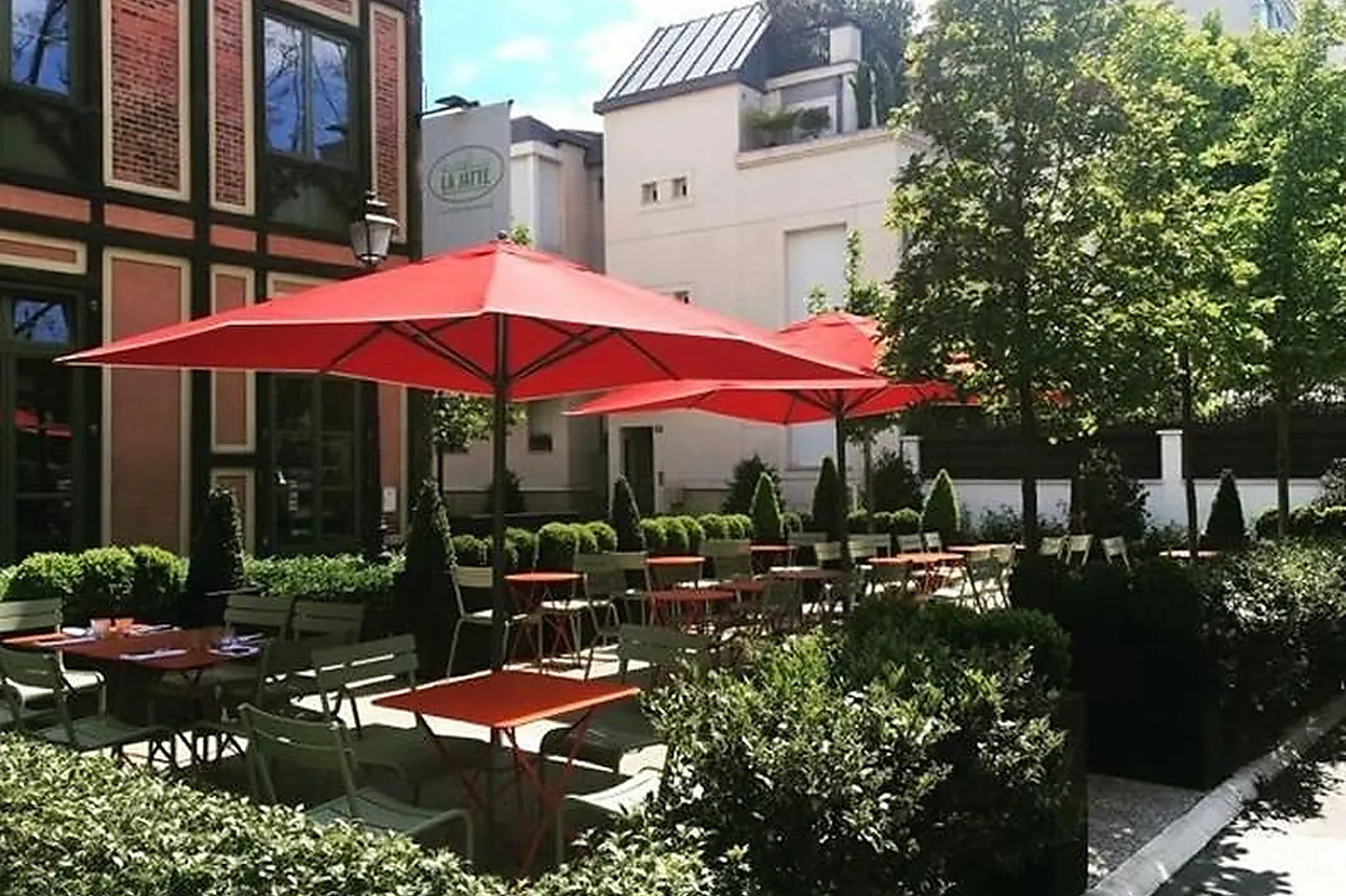 Lieux événementiels, CAFÉ DE LA JATTE