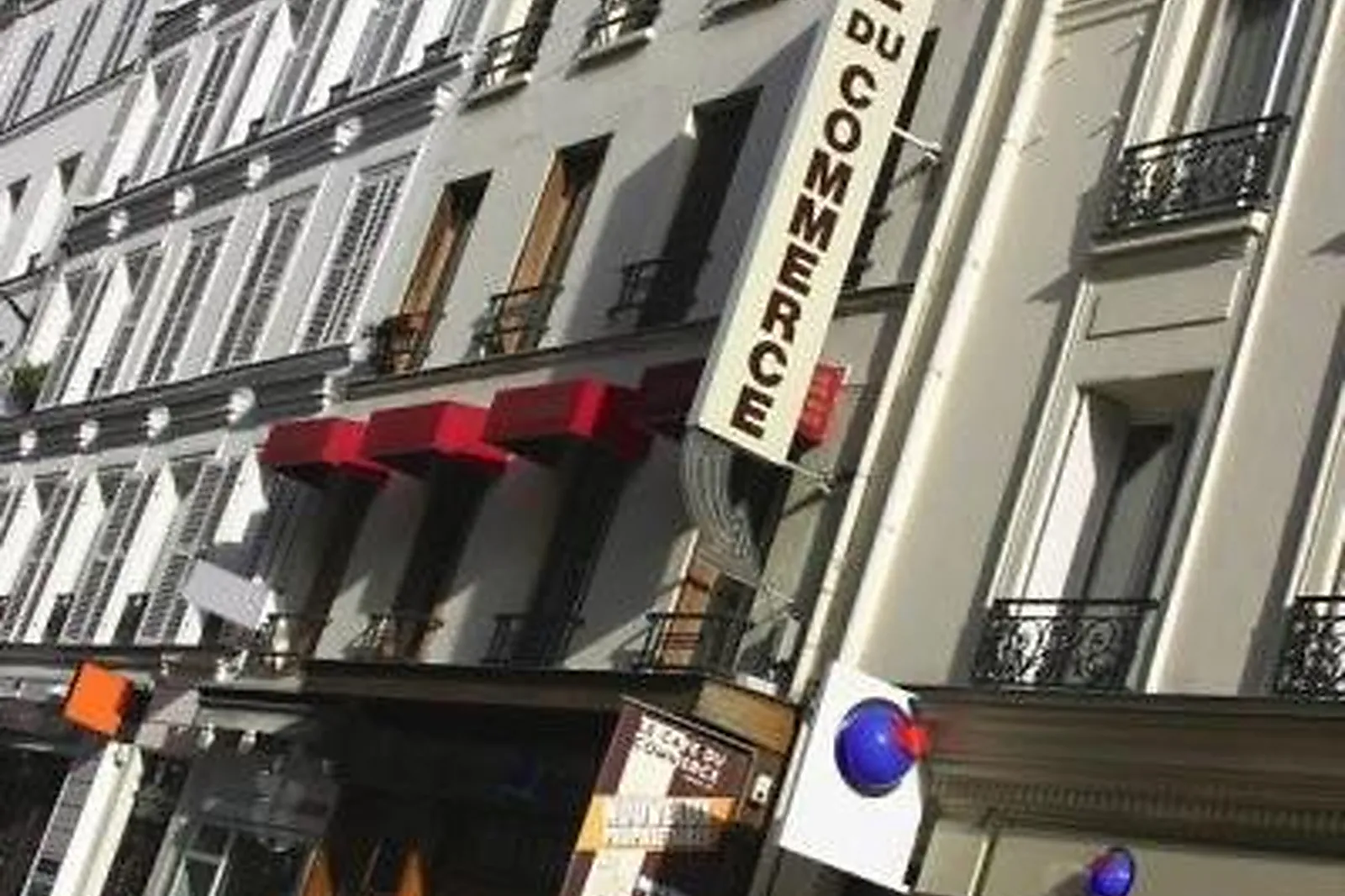 Lieux événementiels, CAFÉ DU COMMERCE