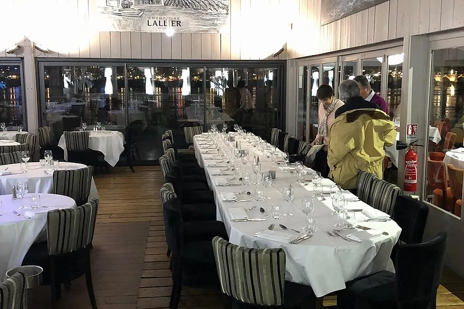 Lieux événementiels, CAFÉ DU PORT