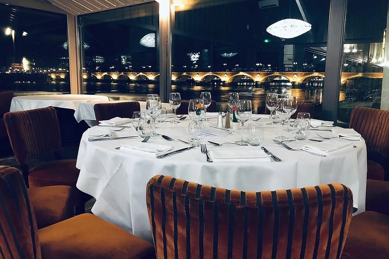 Lieux événementiels, CAFÉ DU PORT