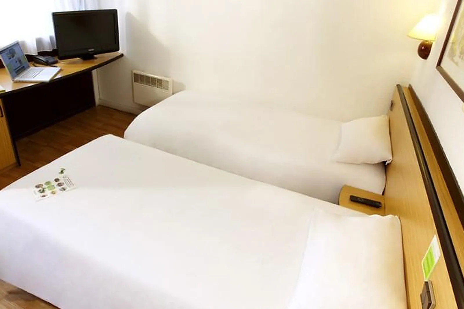 Lieux événementiels, CAMPANILE AGEN