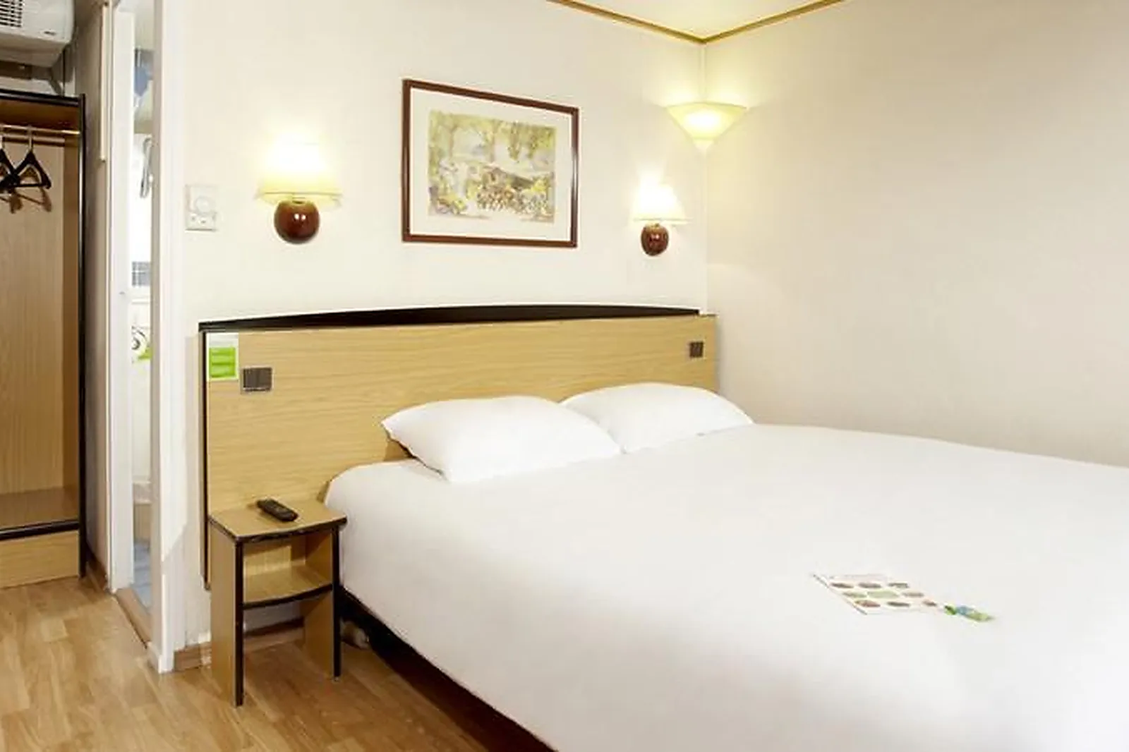 Lieux événementiels, CAMPANILE AGEN