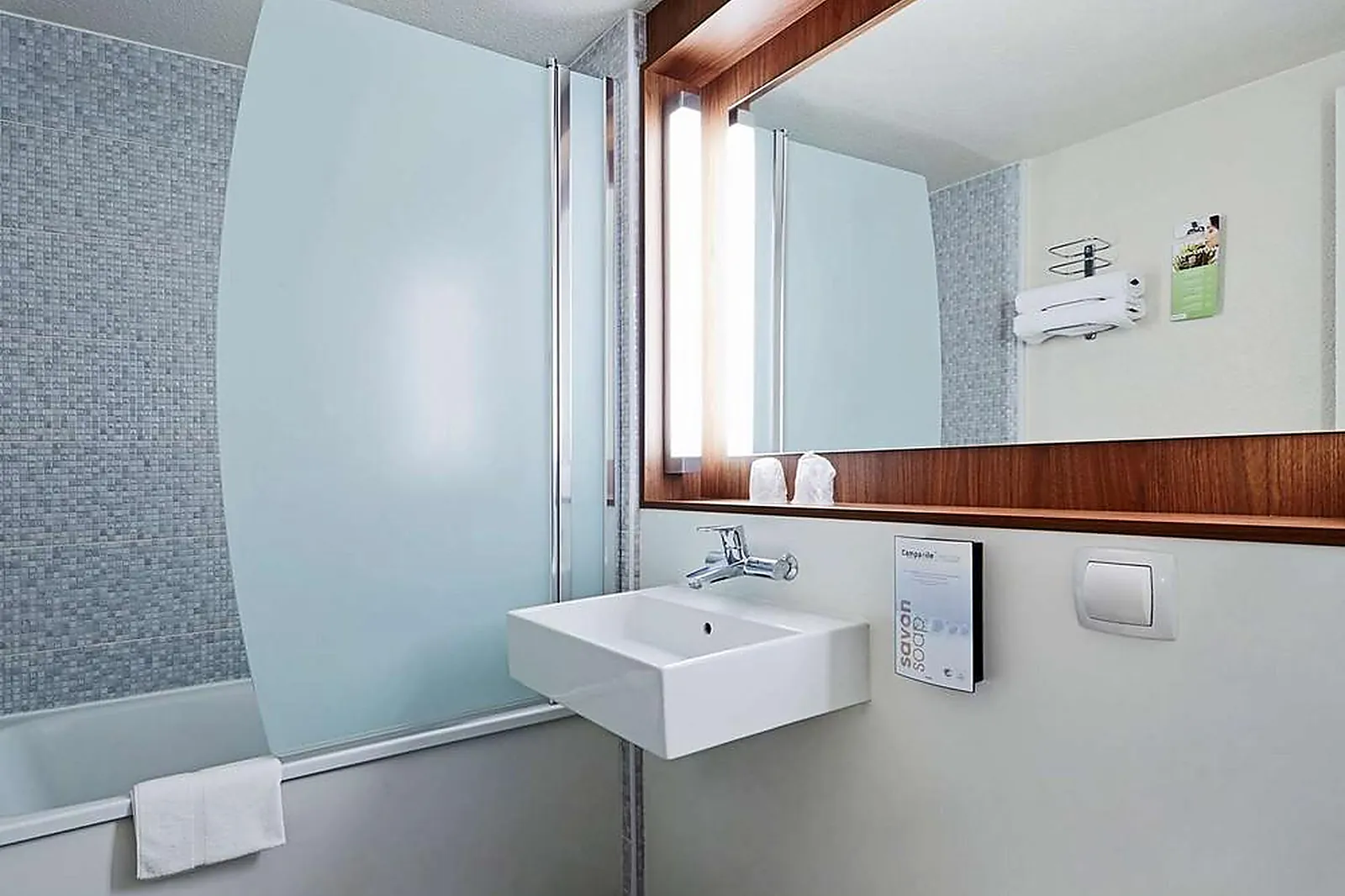 Lieux événementiels, CAMPANILE AIX EN PROVENCE EST MEYREUIL