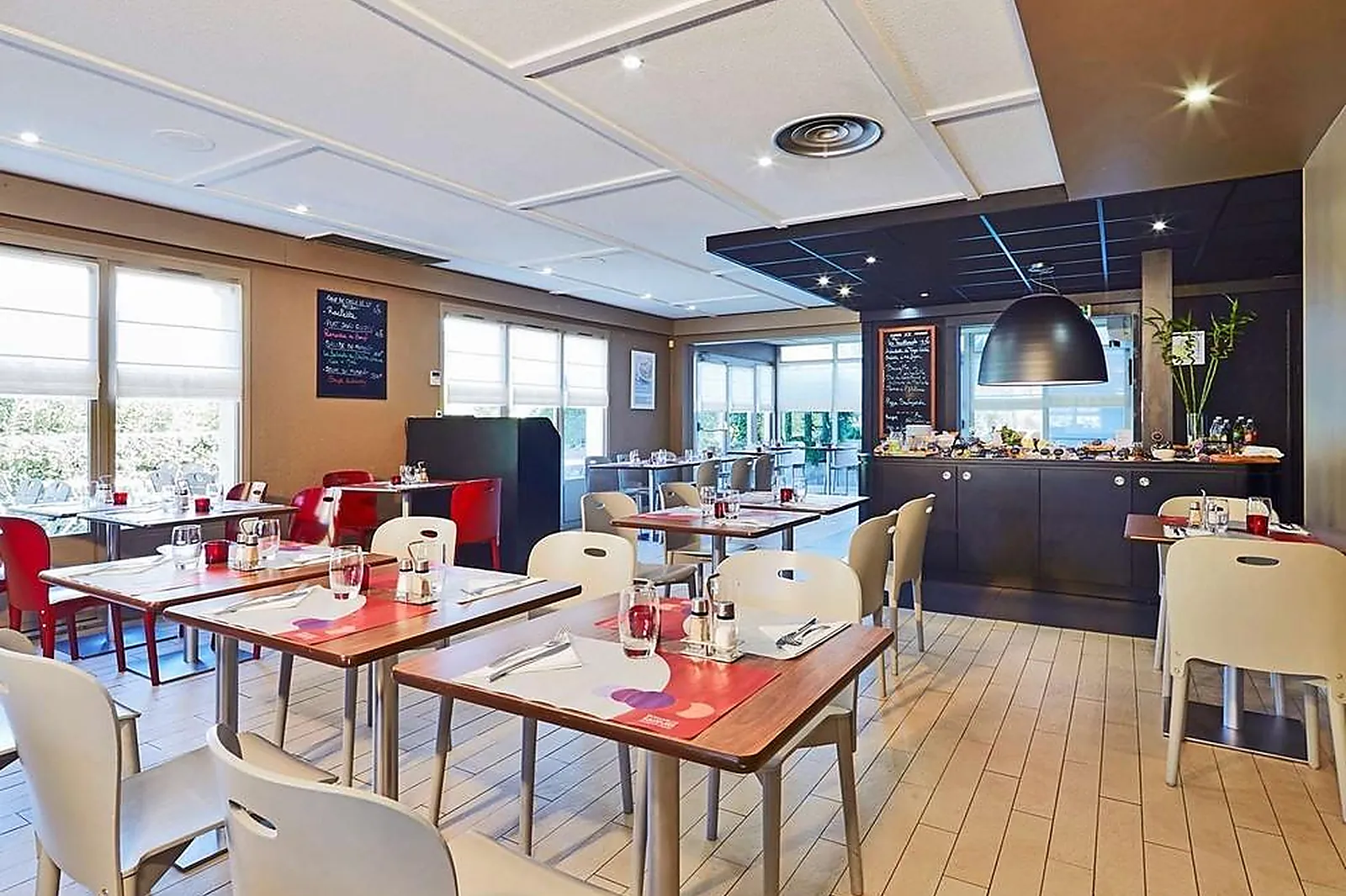 Lieux événementiels, CAMPANILE AIX EN PROVENCE EST MEYREUIL