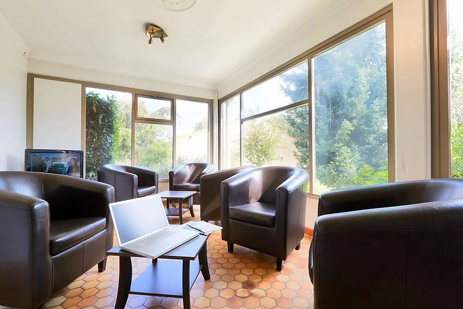 Lieux événementiels, CAMPANILE ALENÇON