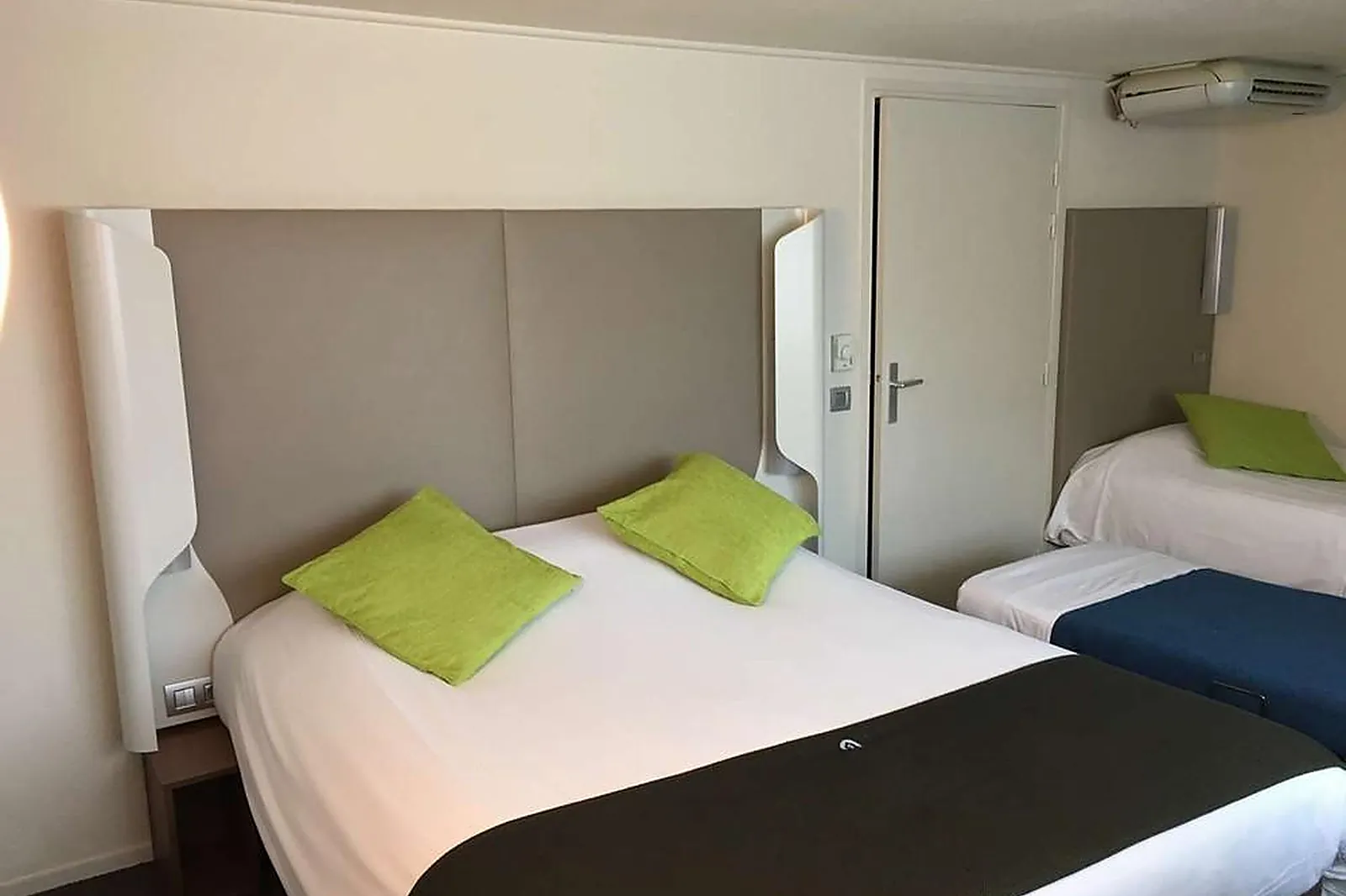 Lieux événementiels, CAMPANILE AMIENS - GLISY