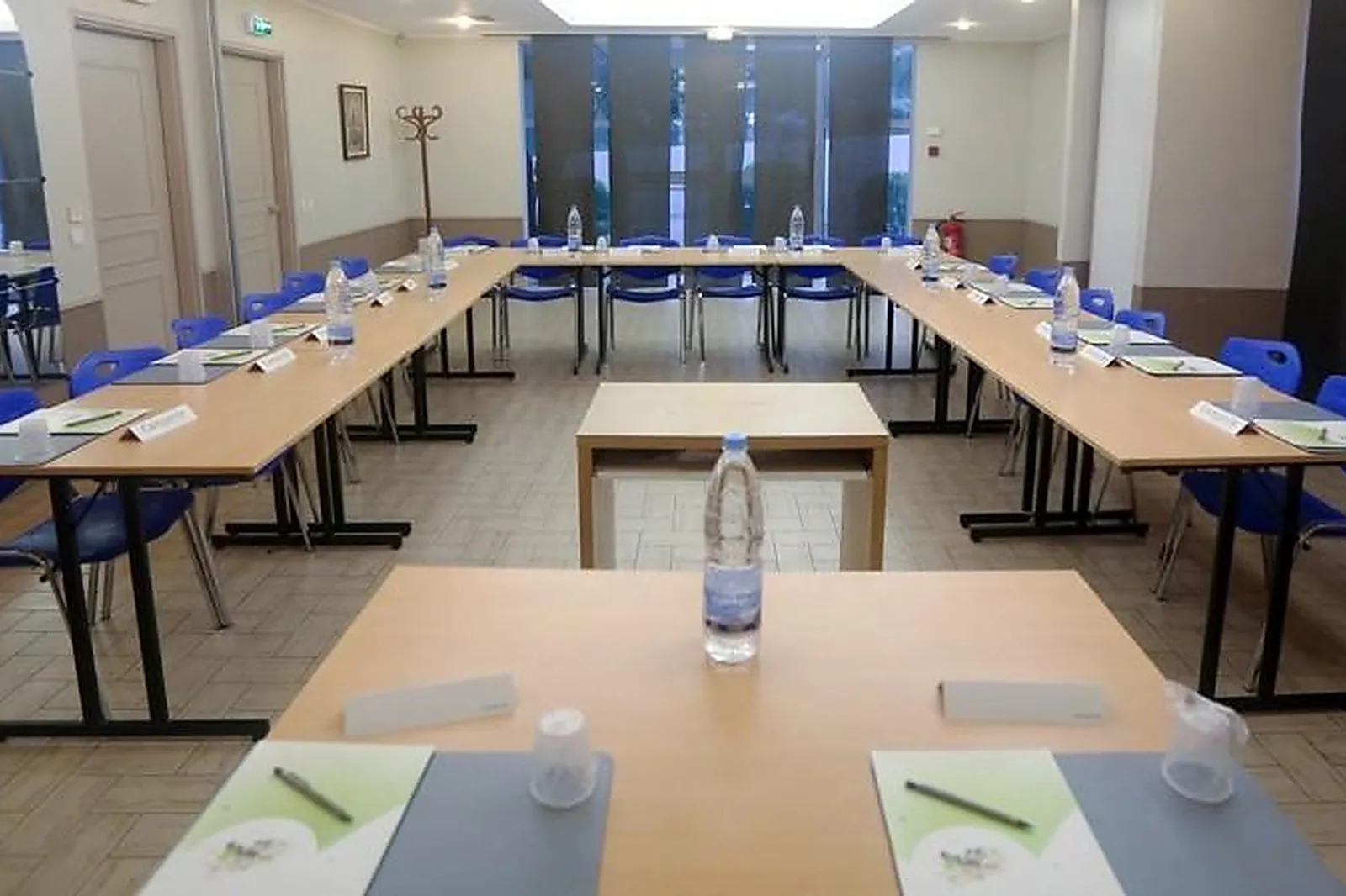 Lieux événementiels, CAMPANILE ANTIBES - JUAN LES PINS