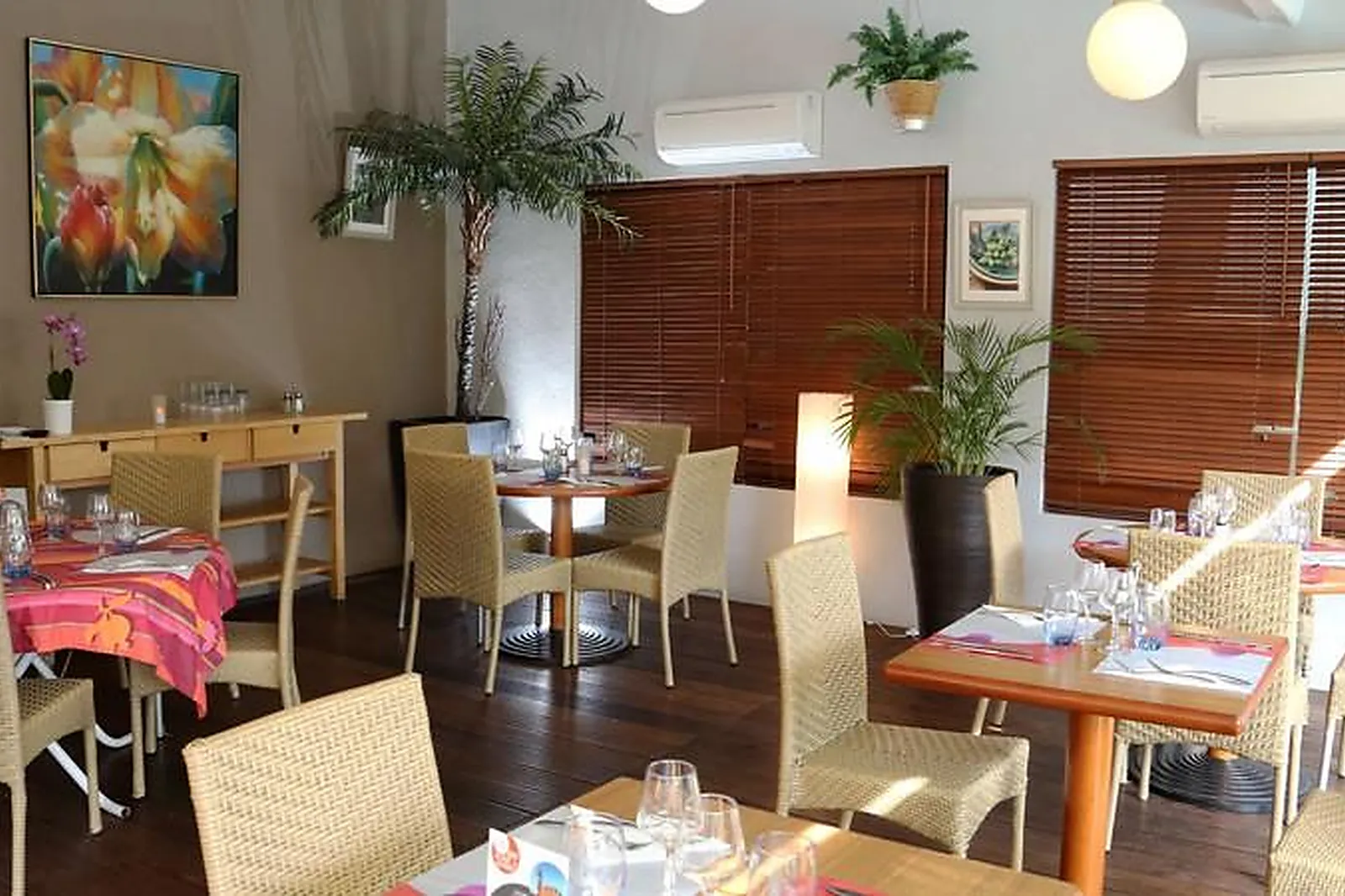 Lieux événementiels, CAMPANILE ANTIBES - JUAN LES PINS