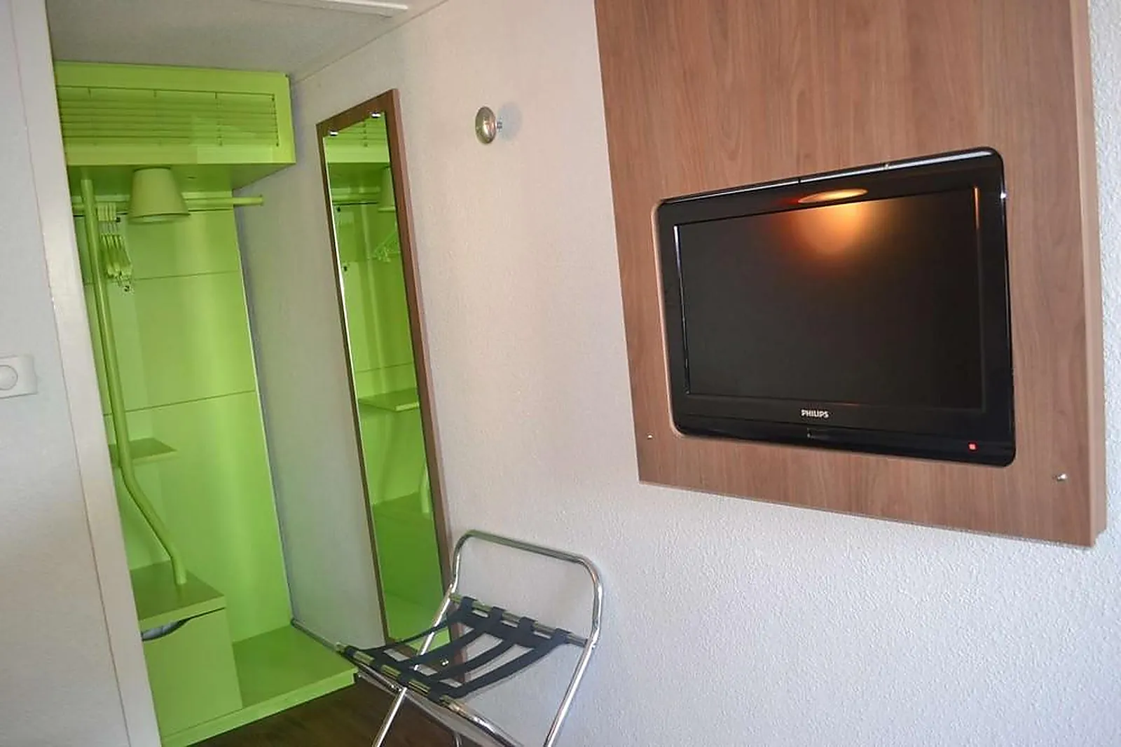 Lieux événementiels, CAMPANILE ARLES