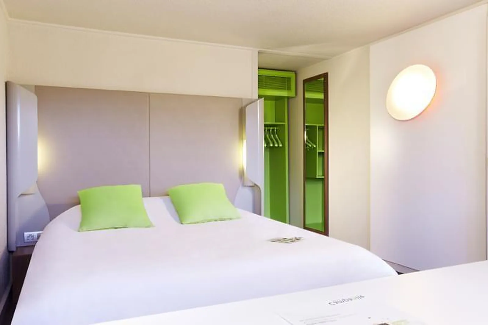 Lieux événementiels, CAMPANILE ARRAS - SAINT NICOLAS