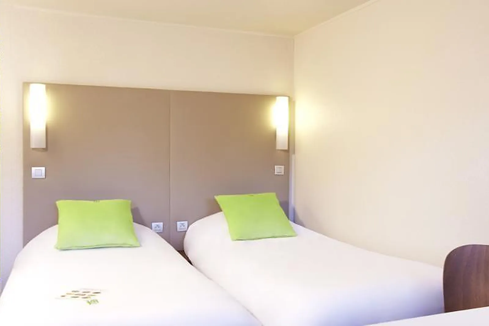 Lieux événementiels, CAMPANILE ARRAS - SAINT NICOLAS