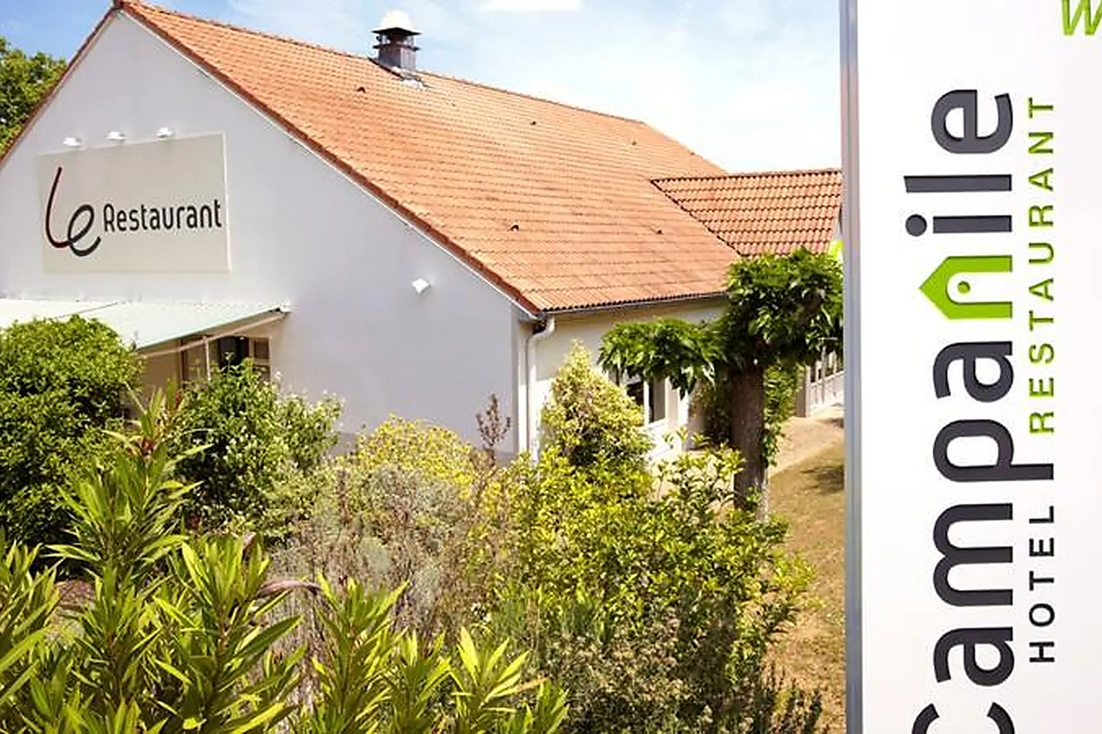 Lieux événementiels, CAMPANILE AUCH