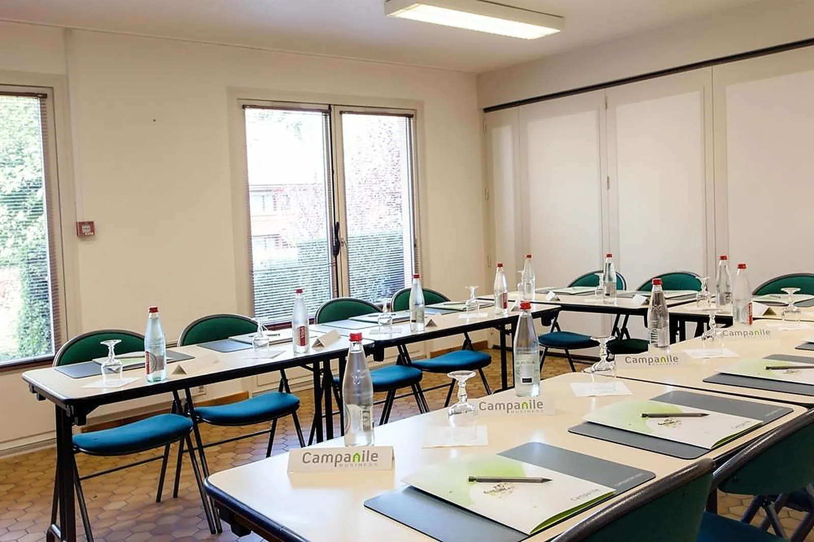 Lieux événementiels, CAMPANILE AURILLAC
