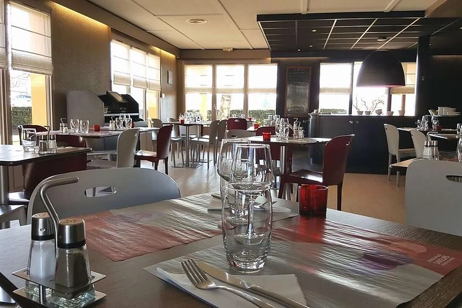 Lieux événementiels, CAMPANILE AURILLAC