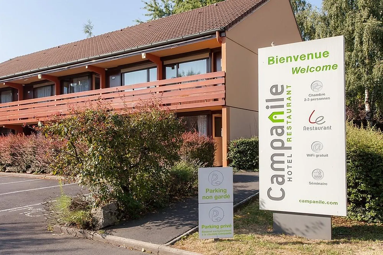 Lieux événementiels, CAMPANILE AURILLAC