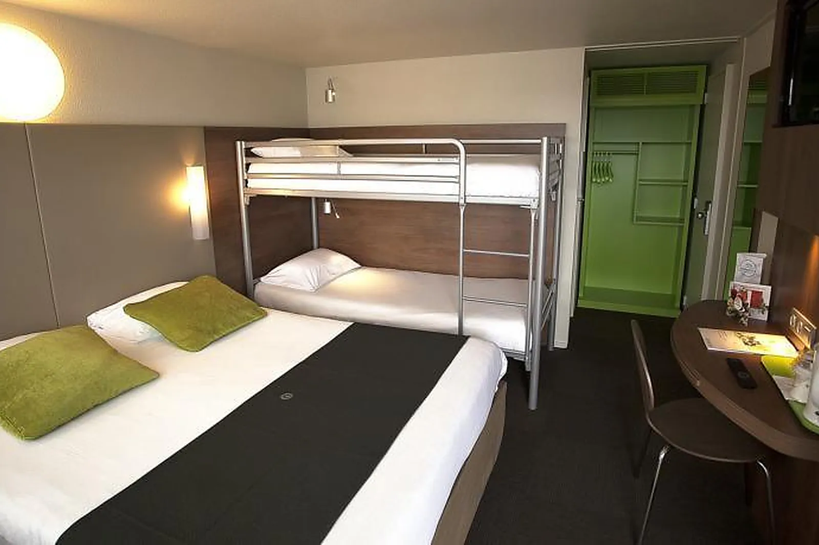 Lieux événementiels, CAMPANILE AVIGNON SUD - MONTFAVET LA CRISTOLE